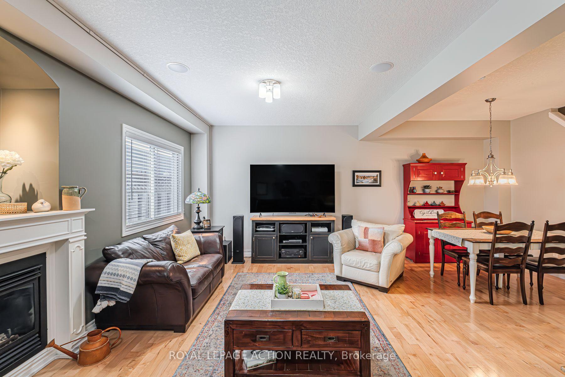 Photo 16 of 12 Rowe Lane, Brant, Paris — HOMEH