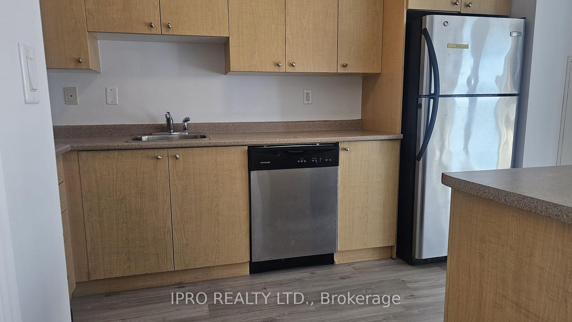 Photo 12 of Unit 1805, 215 Queen Street E, Brampton, Queen Street Corridor — HOMEH