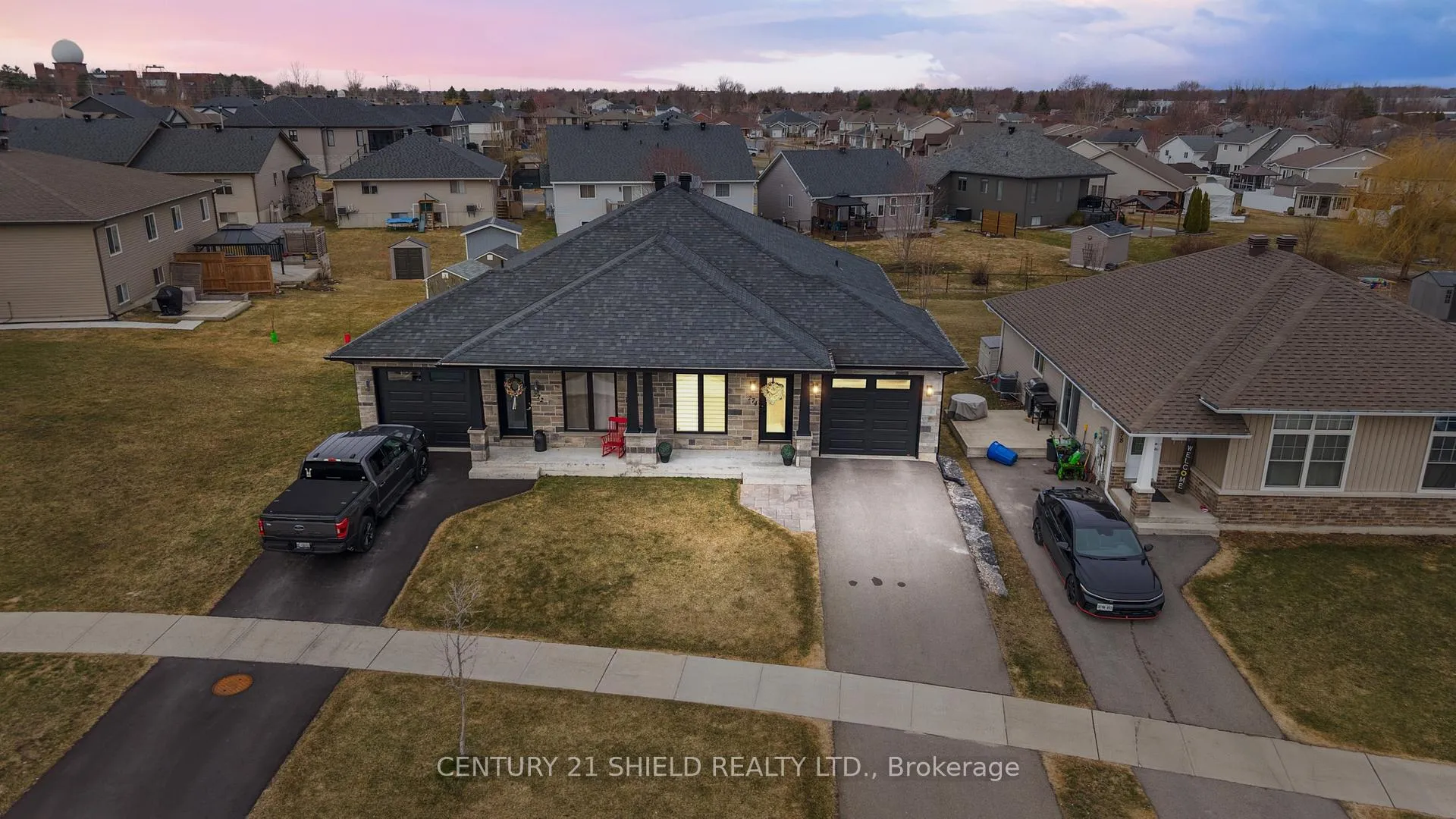 Photo 1 of 274 East Ridge Drive, Cornwall — HOMEH