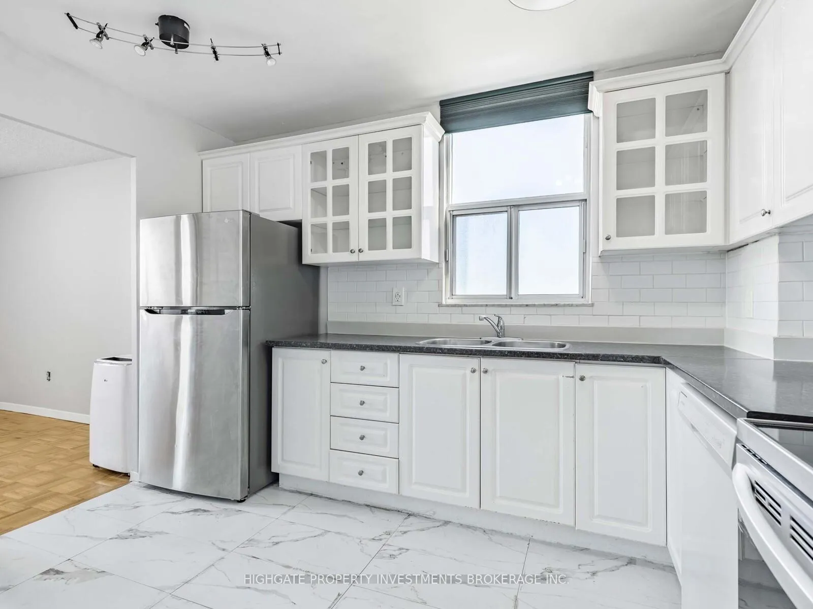 Photo 8 of Unit 1414, 60 Pavane Linkway Road, Toronto, Flemingdon Park — HOMEH