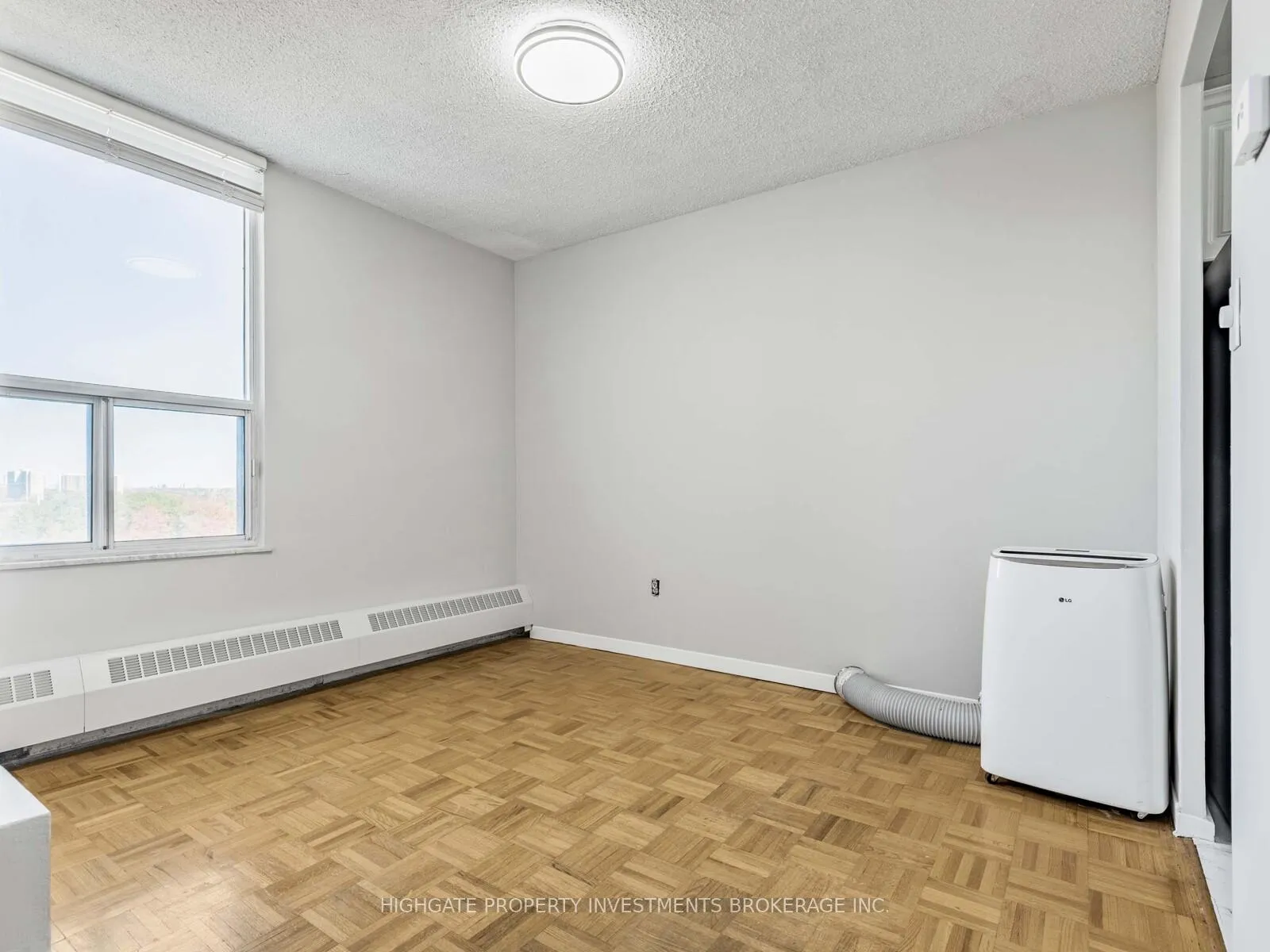 Photo 9 of Unit 1414, 60 Pavane Linkway Road, Toronto, Flemingdon Park — HOMEH