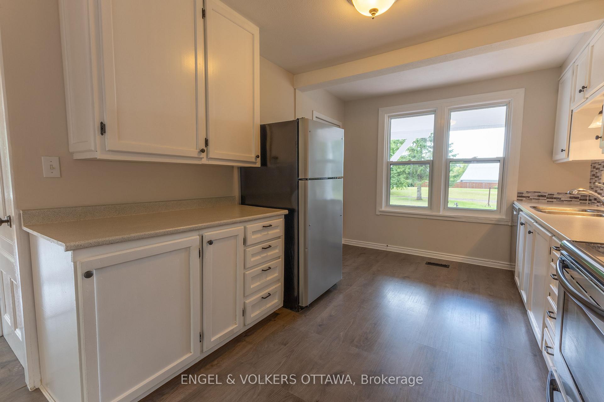 Photo 6 of 3012 County 21 Road, Edwardsburgh/Cardinal, Edwardsburgh/Cardinal Twp — HOMEH