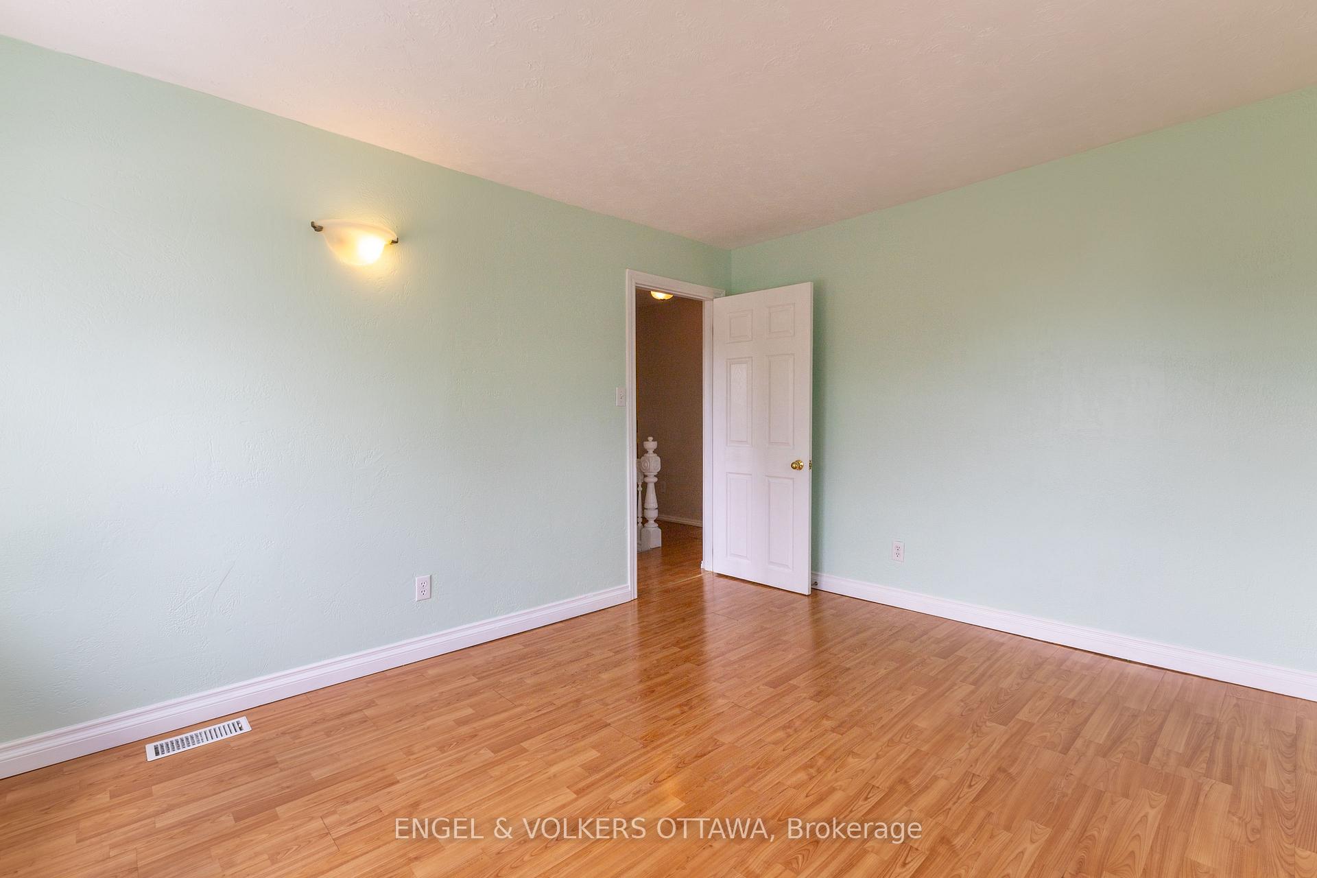 Photo 18 of 3012 County 21 Road, Edwardsburgh/Cardinal, Edwardsburgh/Cardinal Twp — HOMEH