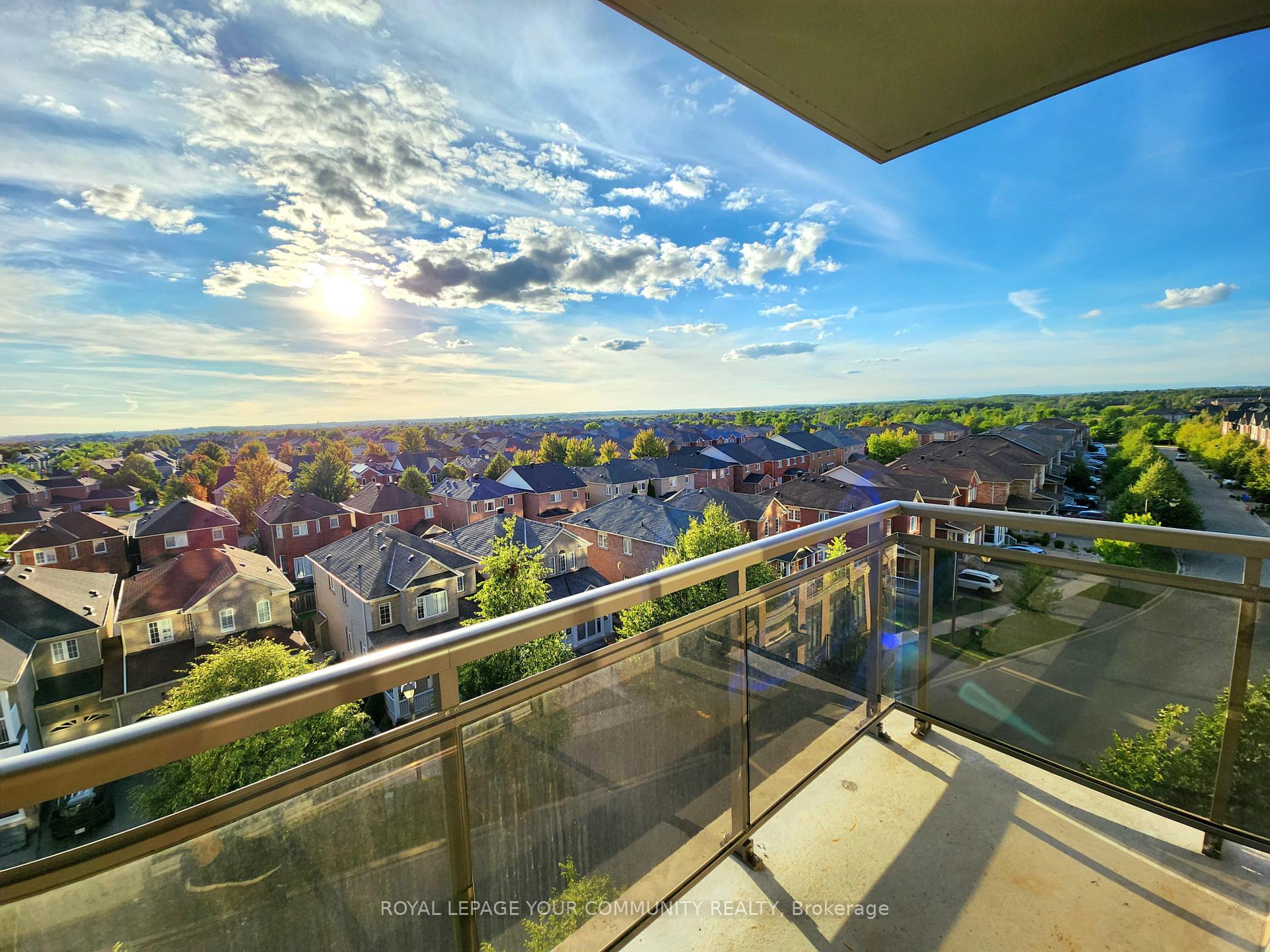 Photo 14 of Unit 619, 540 Bur Oak Avenue, Markham, Berczy — HOMEH