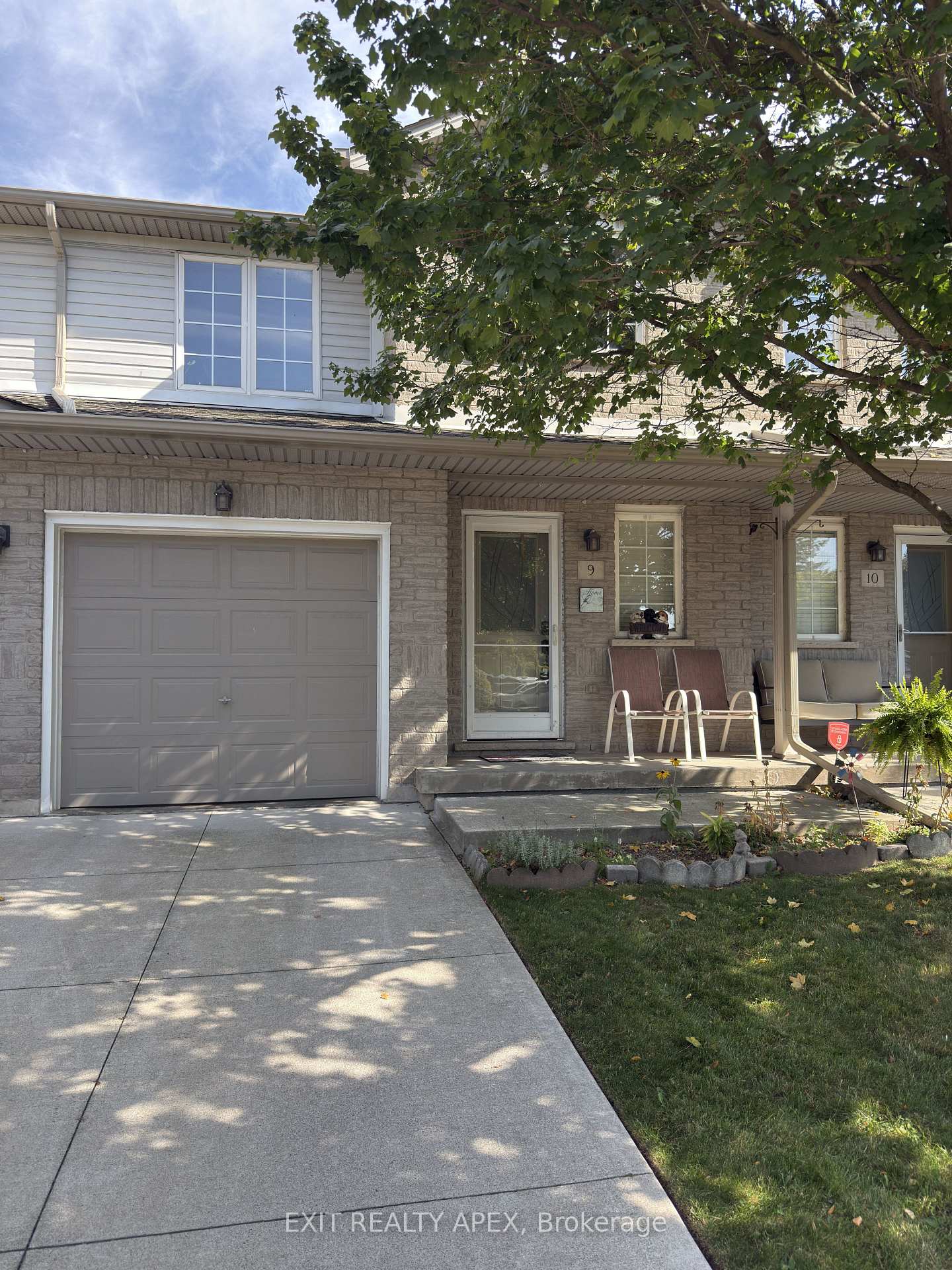 Photo 22 of Unit 9, 76 Frances Avenue, Hamilton, Lakeshore — HOMEH