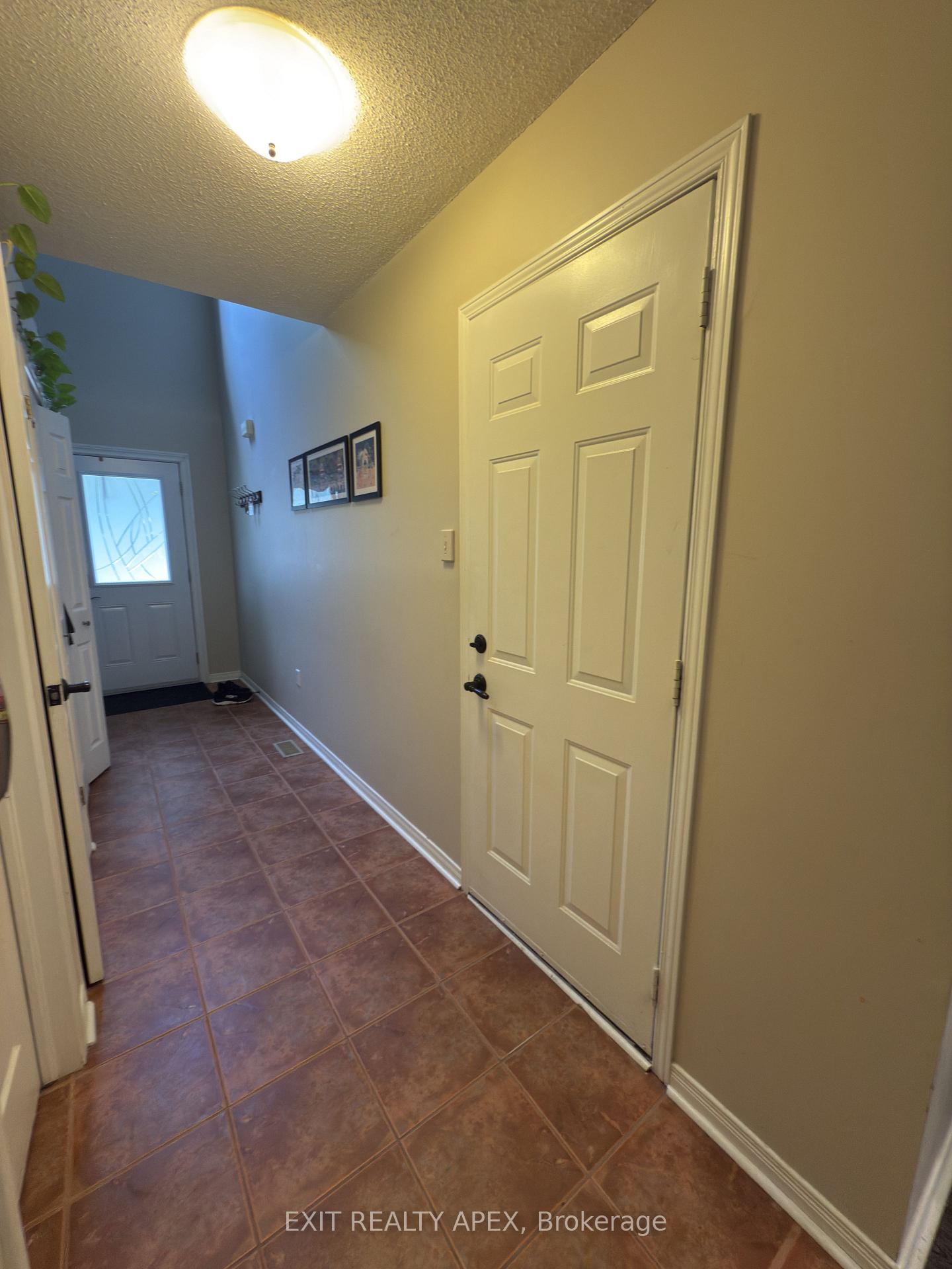 Photo 31 of Unit 9, 76 Frances Avenue, Hamilton, Lakeshore — HOMEH