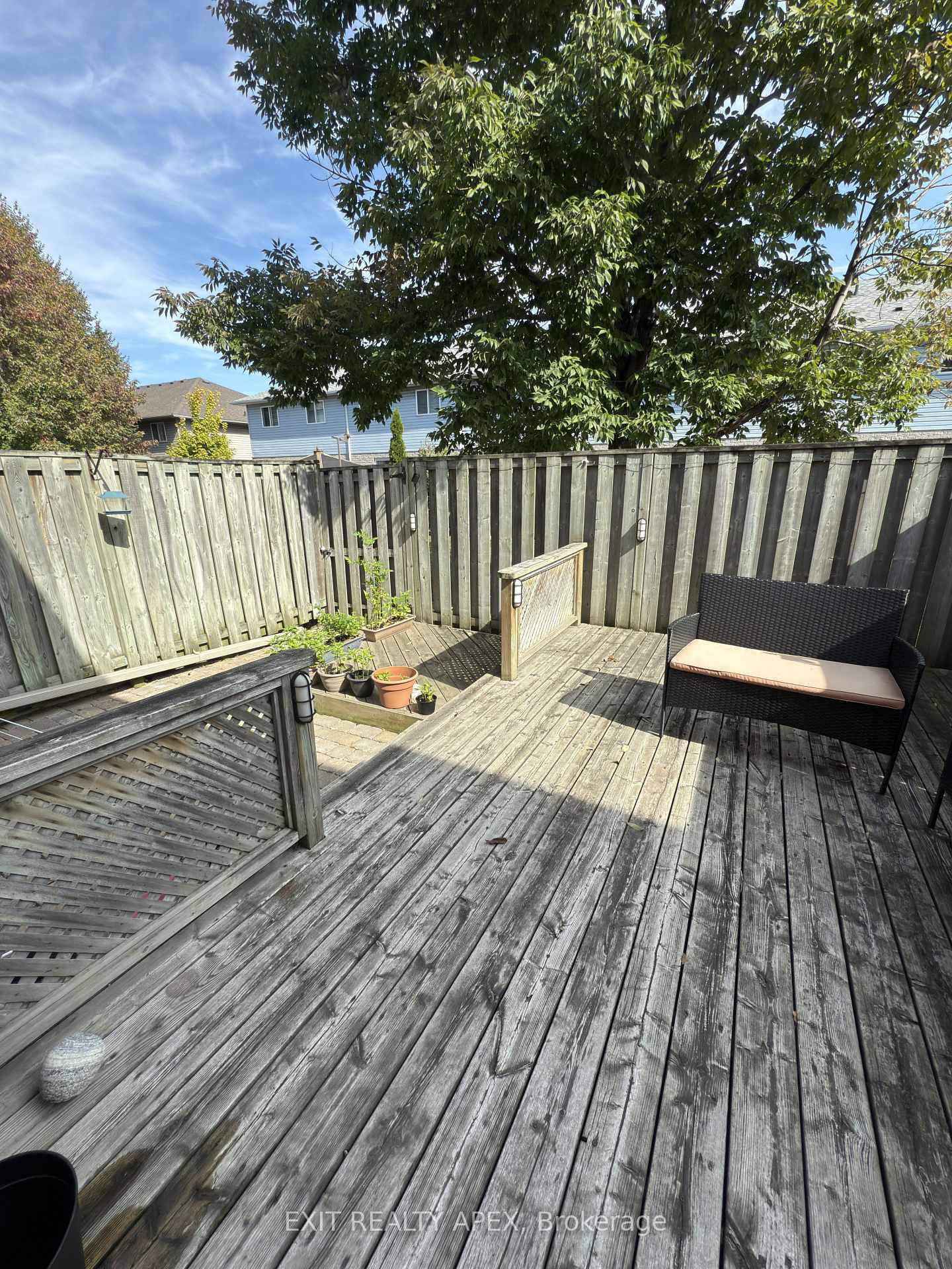Photo 34 of Unit 9, 76 Frances Avenue, Hamilton, Lakeshore — HOMEH