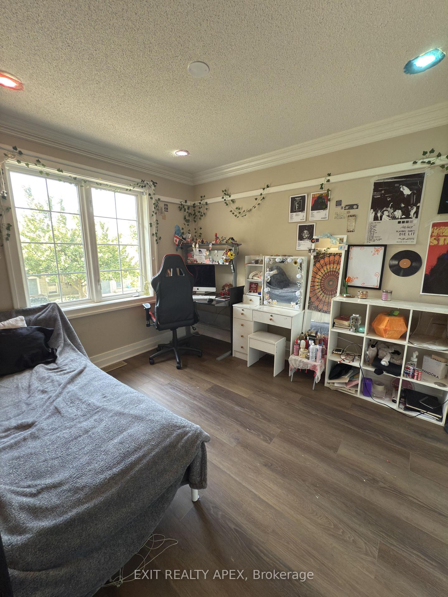Photo 36 of Unit 9, 76 Frances Avenue, Hamilton, Lakeshore — HOMEH