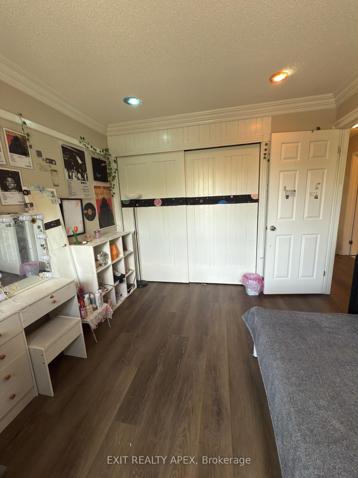 Photo 37 of Unit 9, 76 Frances Avenue, Hamilton, Lakeshore — HOMEH