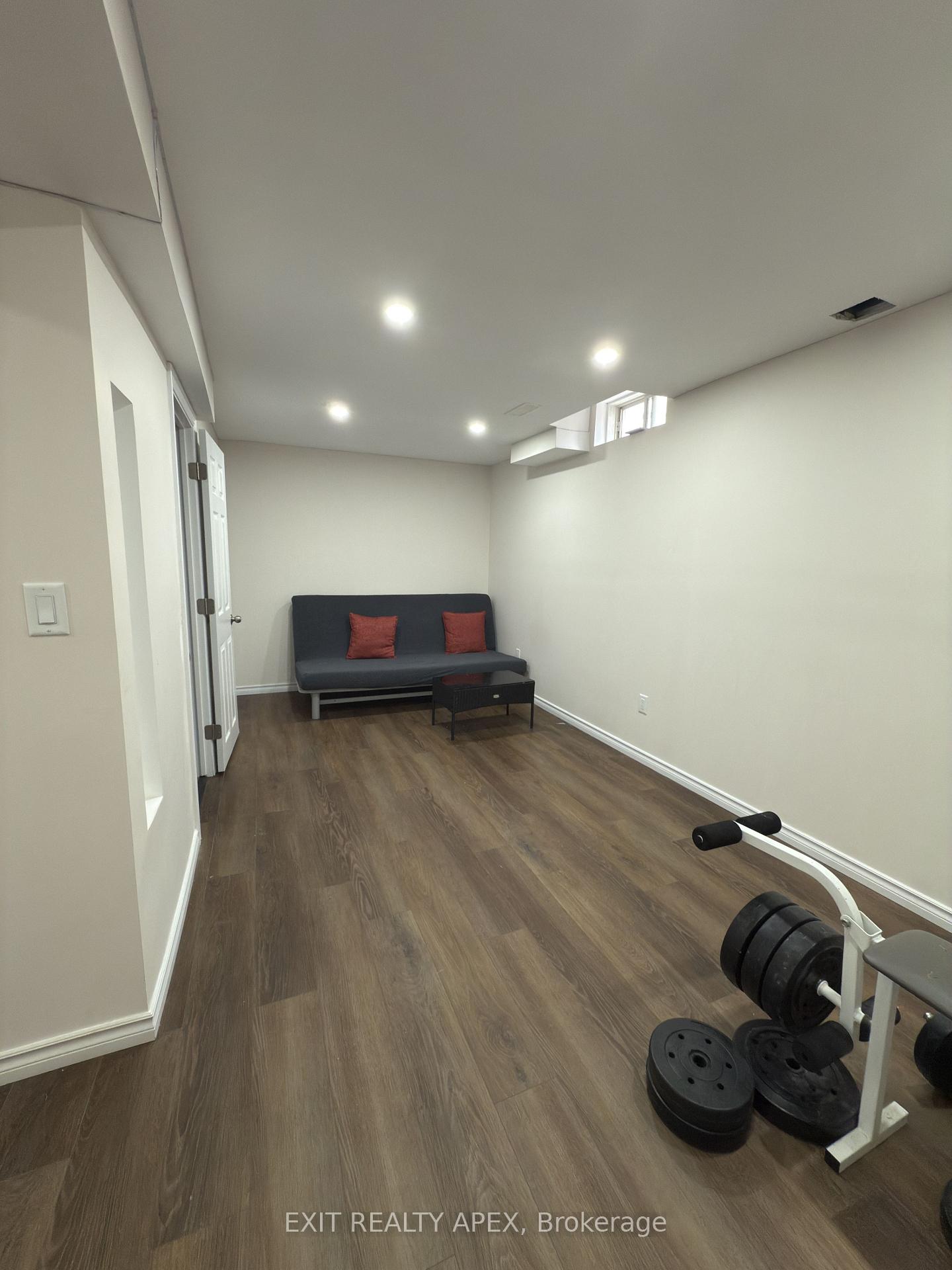 Photo 48 of Unit 9, 76 Frances Avenue, Hamilton, Lakeshore — HOMEH