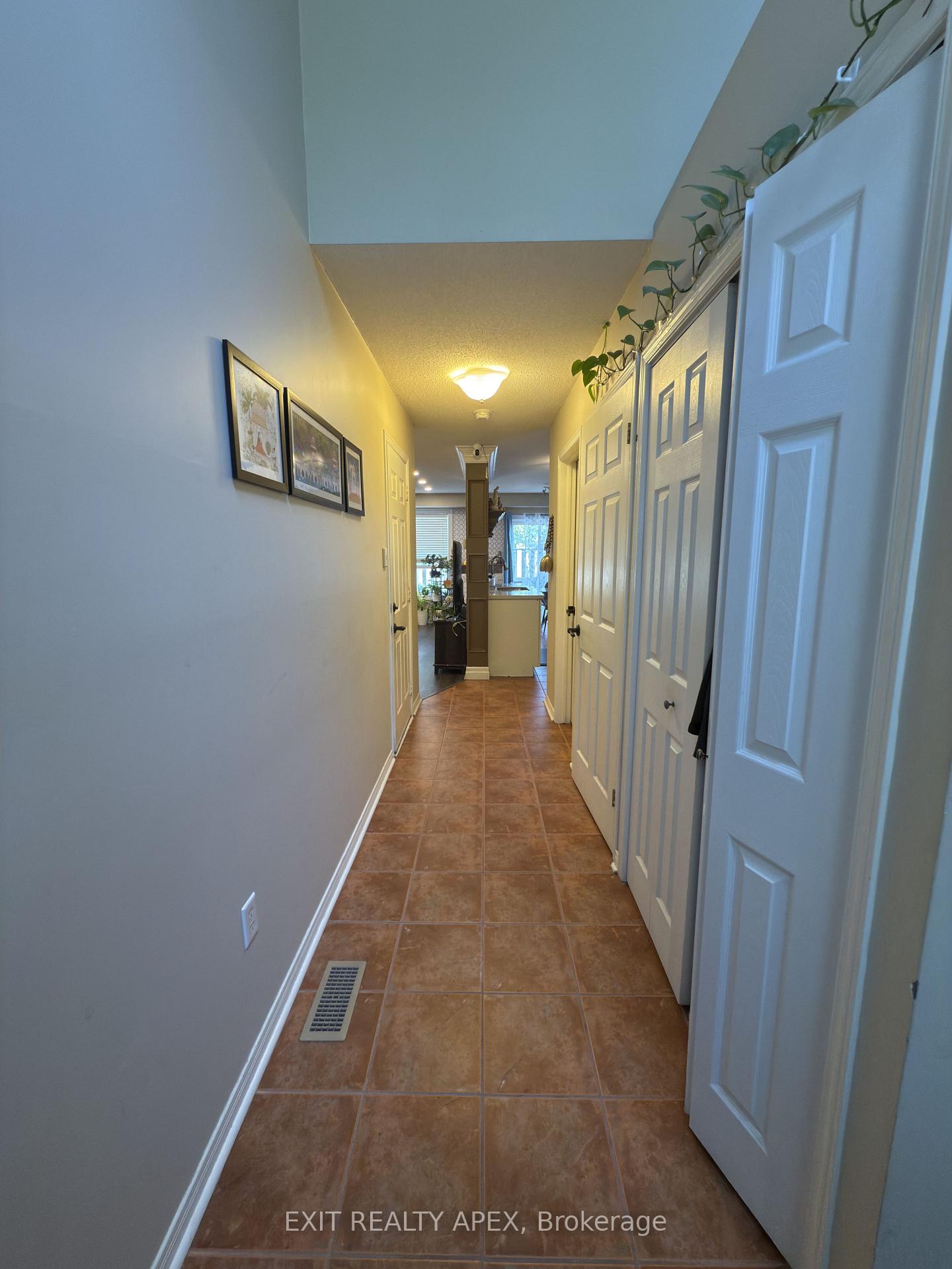 Photo 9 of Unit 9, 76 Frances Avenue, Hamilton, Lakeshore — HOMEH