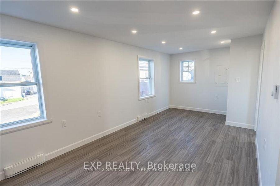 Photo 5 of Unit C, 625 Montreal Road, Cornwall — HOMEH