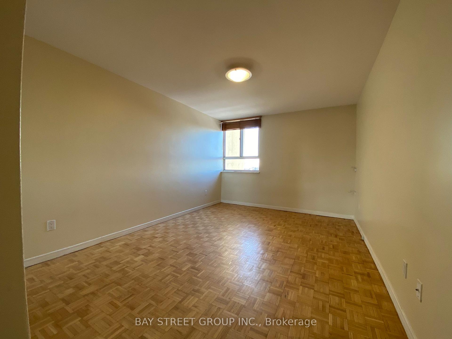 Photo 8 of Unit 1211, 1 Massey Square, Toronto, Crescent Town — HOMEH