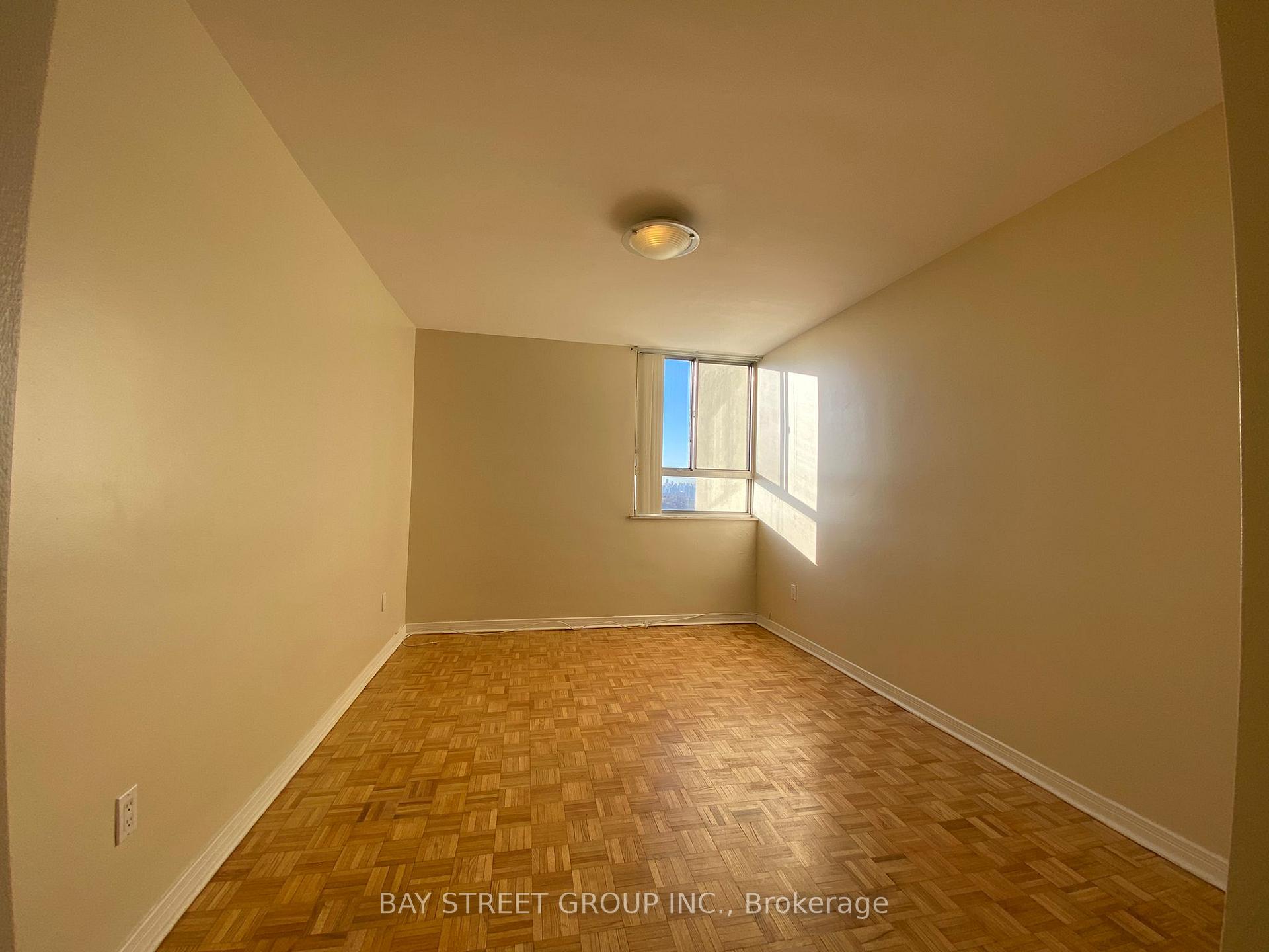 Photo 10 of Unit 1211, 1 Massey Square, Toronto, Crescent Town — HOMEH