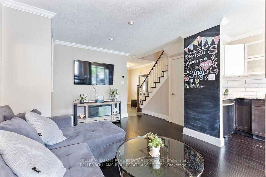 Photo 6 of 57 Gilgorm Road, Brampton, Bram West — HOMEH