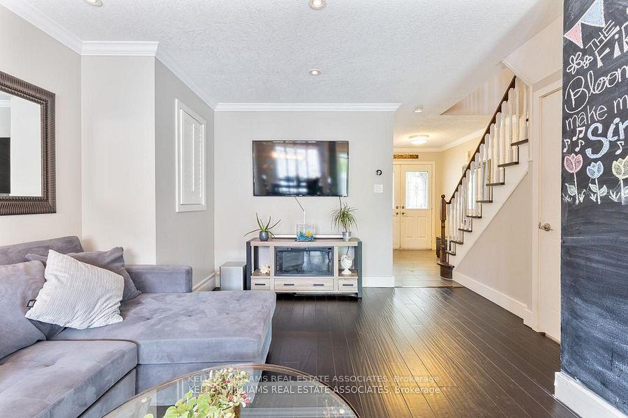 Photo 7 of 57 Gilgorm Road, Brampton, Bram West — HOMEH