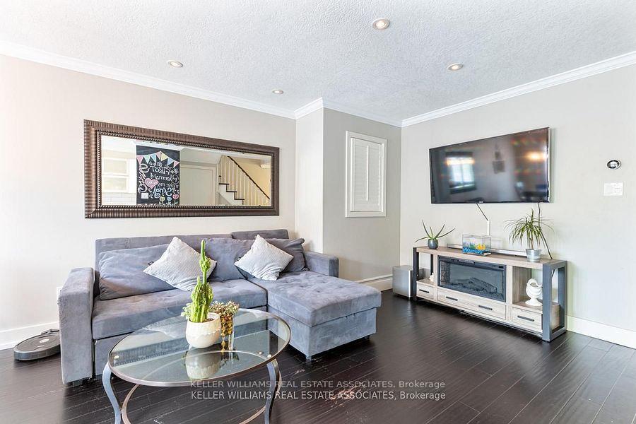 Photo 8 of 57 Gilgorm Road, Brampton, Bram West — HOMEH