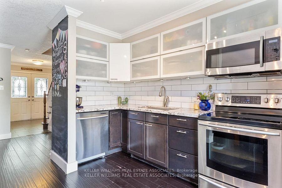 Photo 11 of 57 Gilgorm Road, Brampton, Bram West — HOMEH