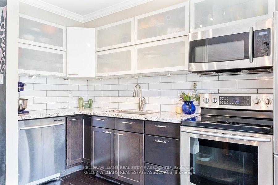 Photo 13 of 57 Gilgorm Road, Brampton, Bram West — HOMEH