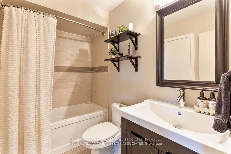 Photo 18 of 57 Gilgorm Road, Brampton, Bram West — HOMEH