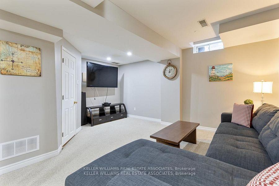 Photo 22 of 57 Gilgorm Road, Brampton, Bram West — HOMEH