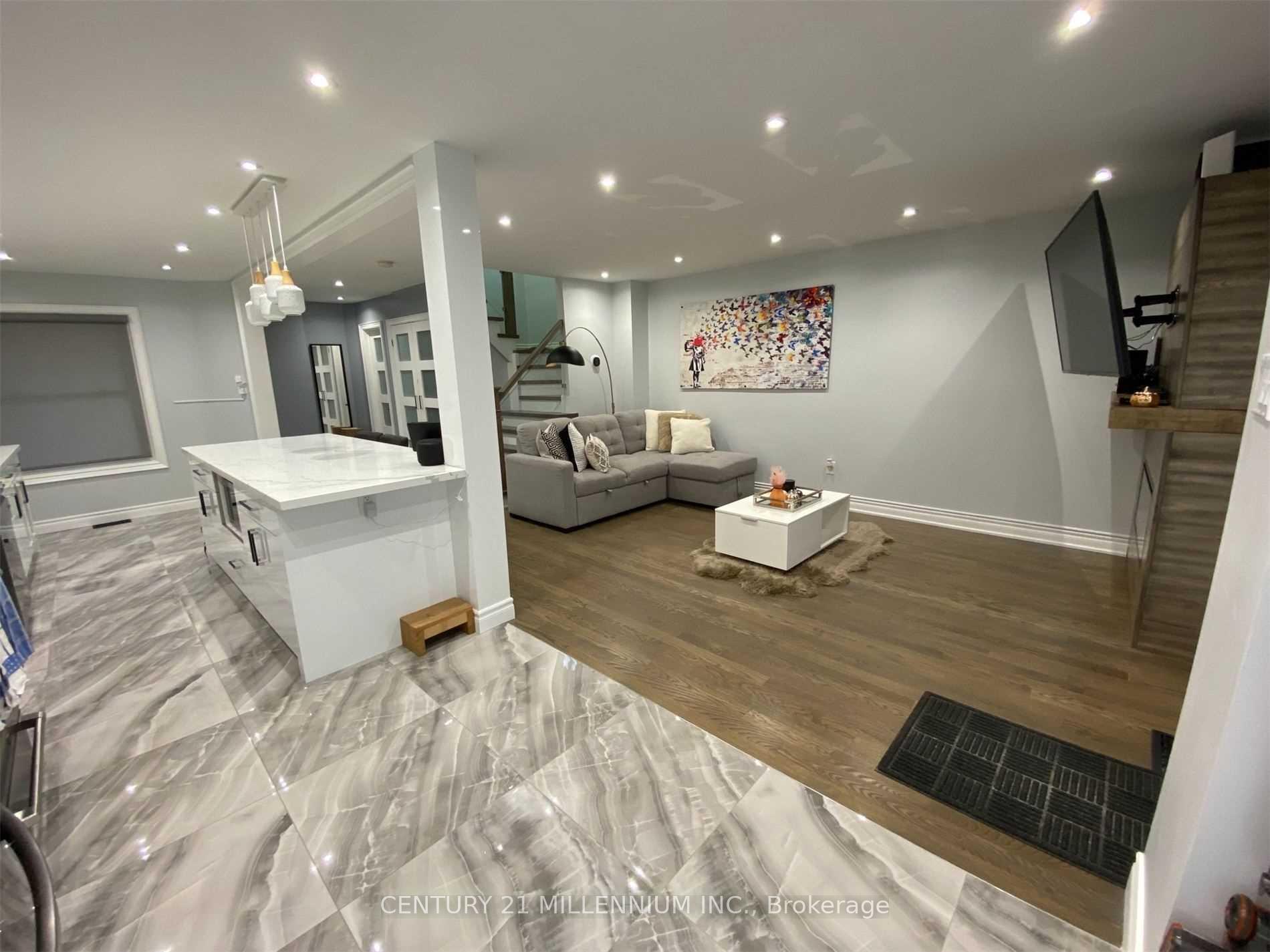 Photo 3 of 33 Millington Crescent, Ajax, Central — HOMEH
