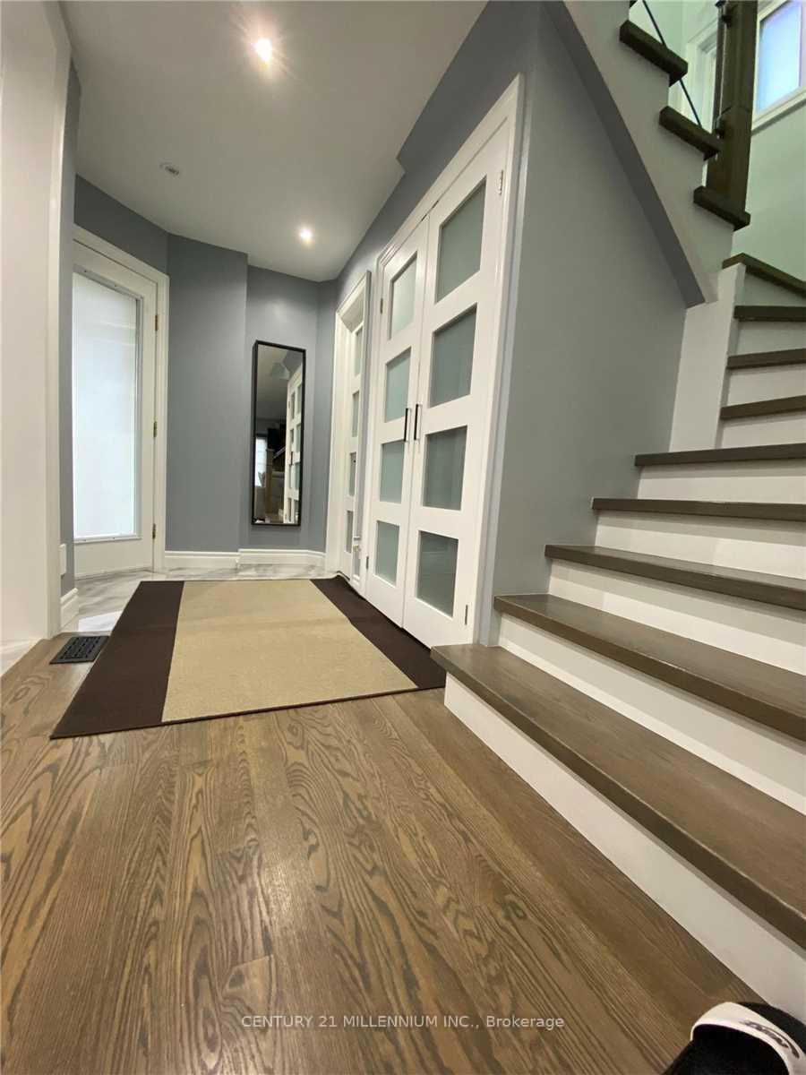 Photo 4 of 33 Millington Crescent, Ajax, Central — HOMEH