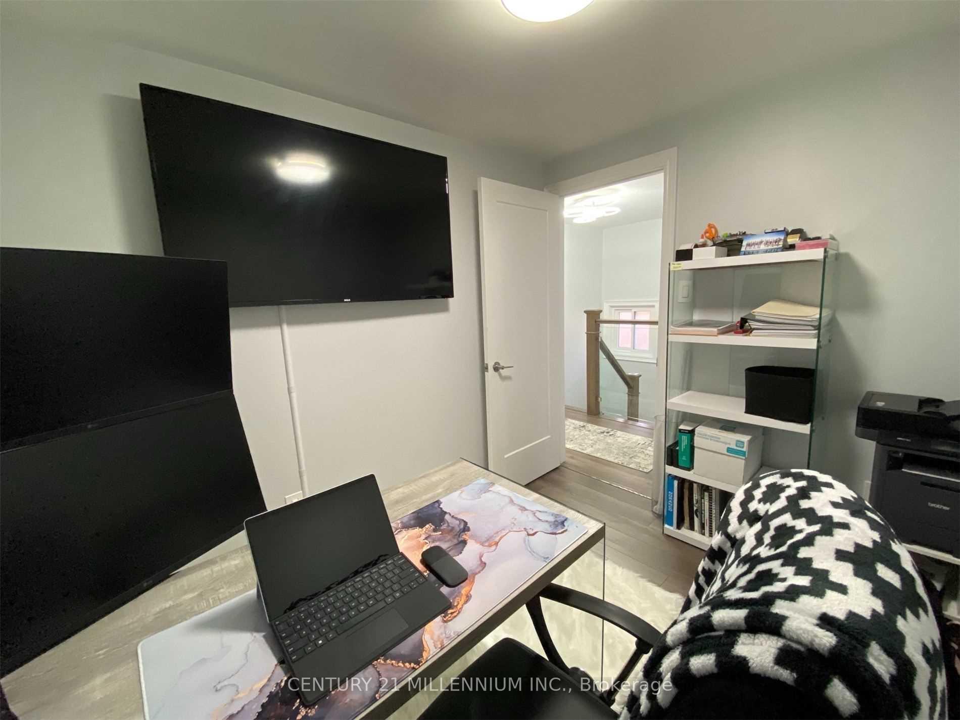 Photo 9 of 33 Millington Crescent, Ajax, Central — HOMEH
