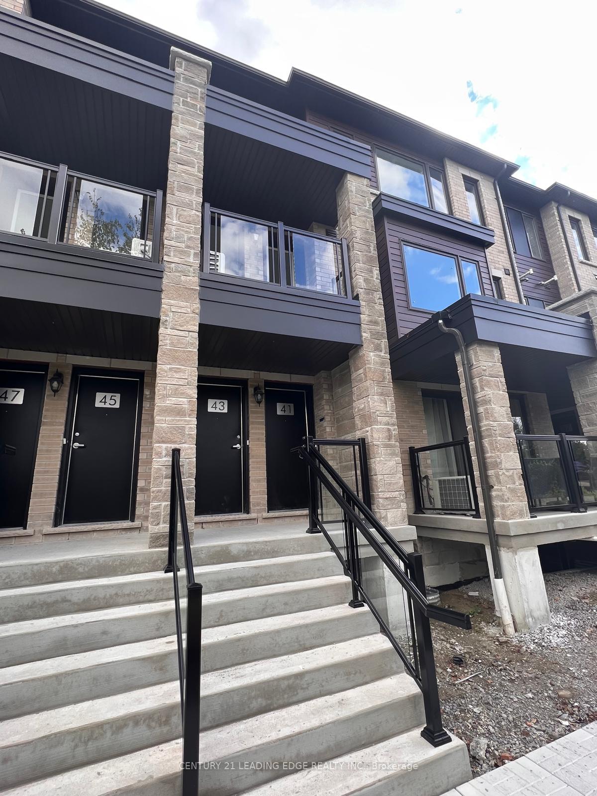 Photo 1 of 41 Appletree Lane, Barrie, Innis-Shore — HOMEH