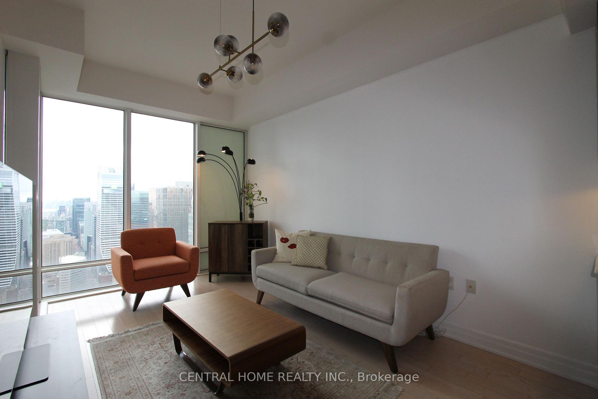 Photo 6 of Unit 5503, 8 The Esplanade, Toronto, Waterfront Communities — HOMEH