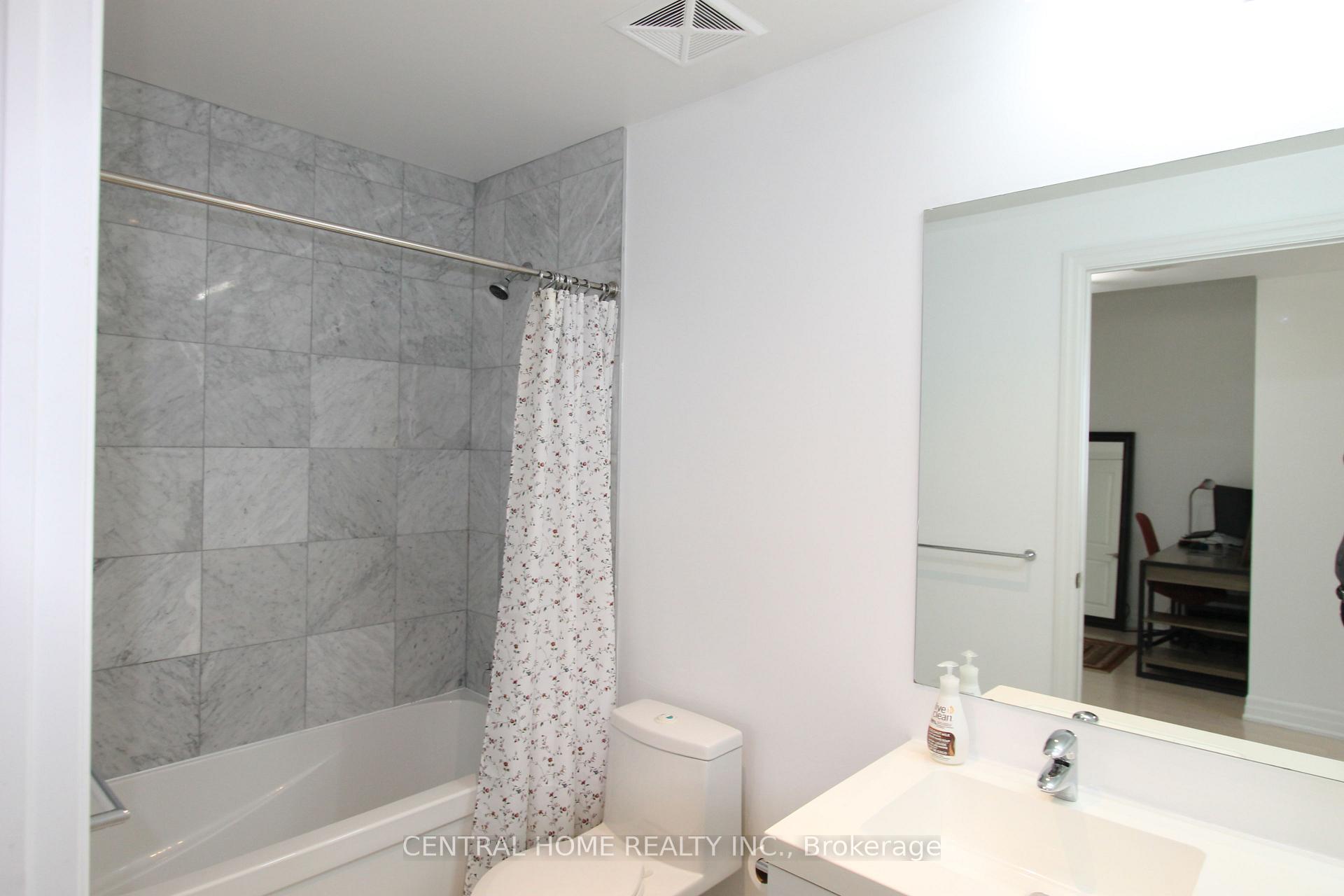 Photo 12 of Unit 5503, 8 The Esplanade, Toronto, Waterfront Communities — HOMEH