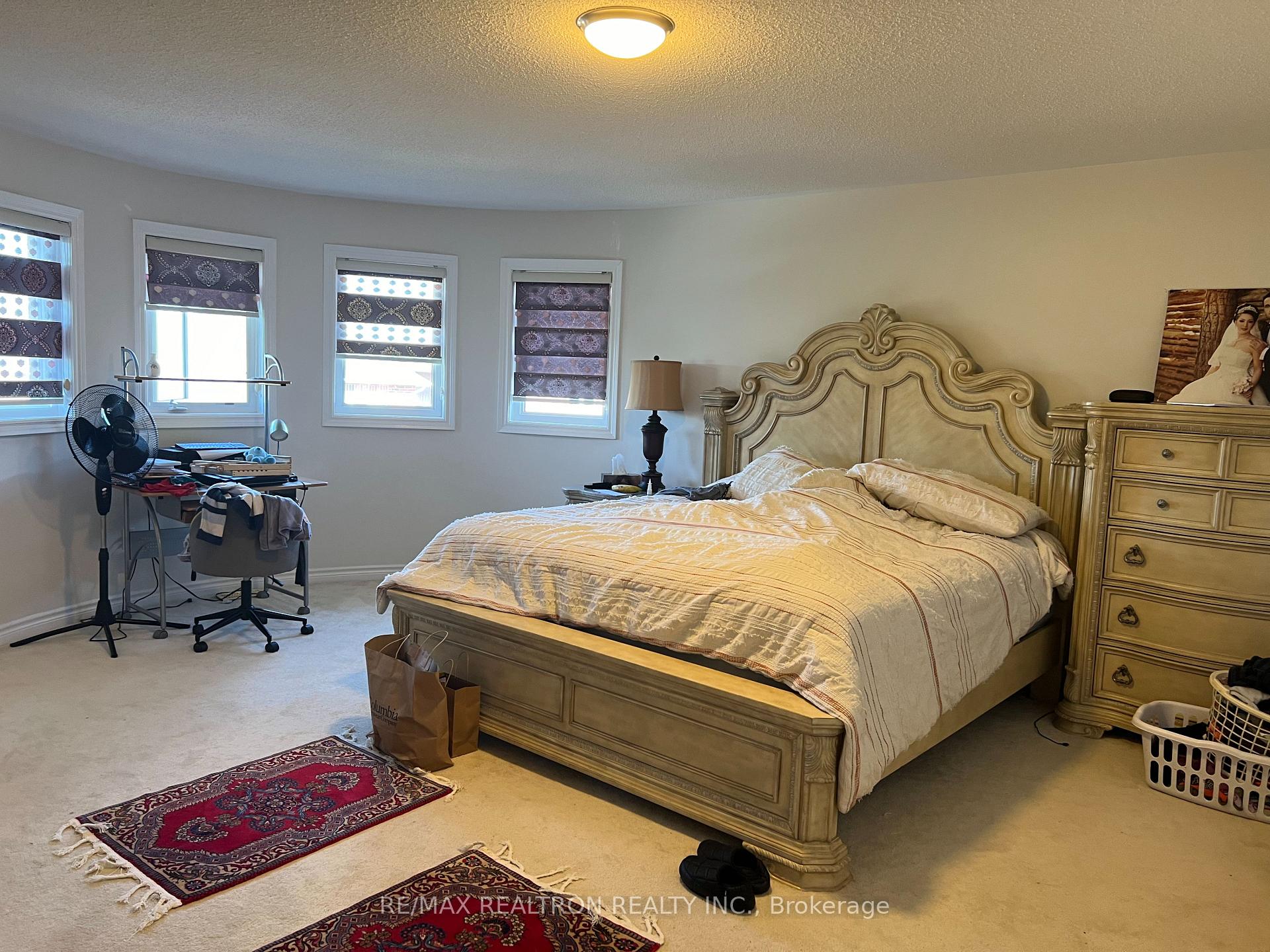 Photo 18 of 279 Zokol Drive, Aurora, Bayview Northeast — HOMEH