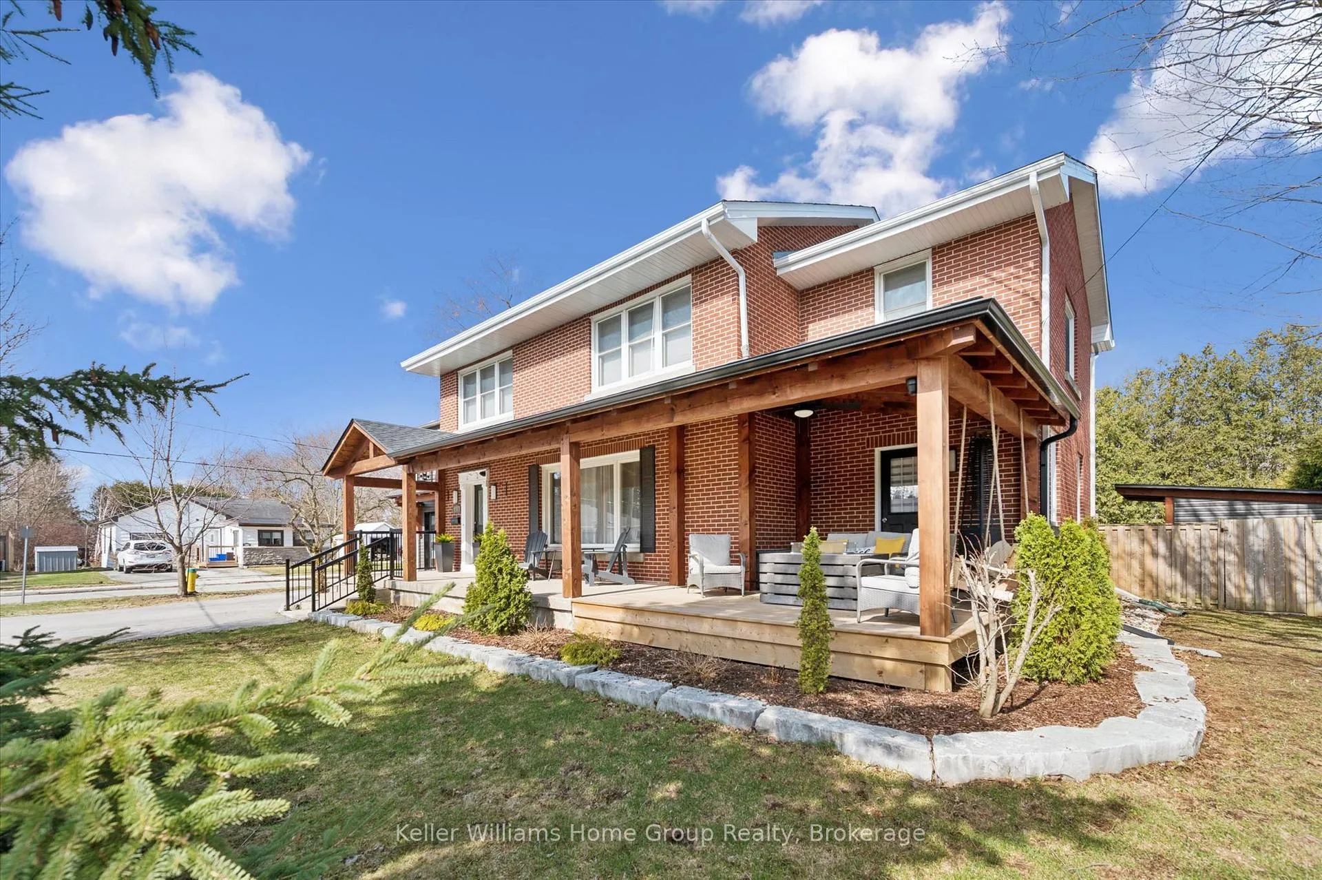 Photo 3 of 195 Forfar Street W, Centre Wellington, Fergus — HOMEH