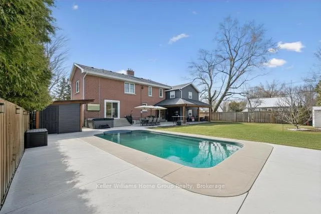 Photo 7 of 195 Forfar Street W, Centre Wellington, Fergus — HOMEH