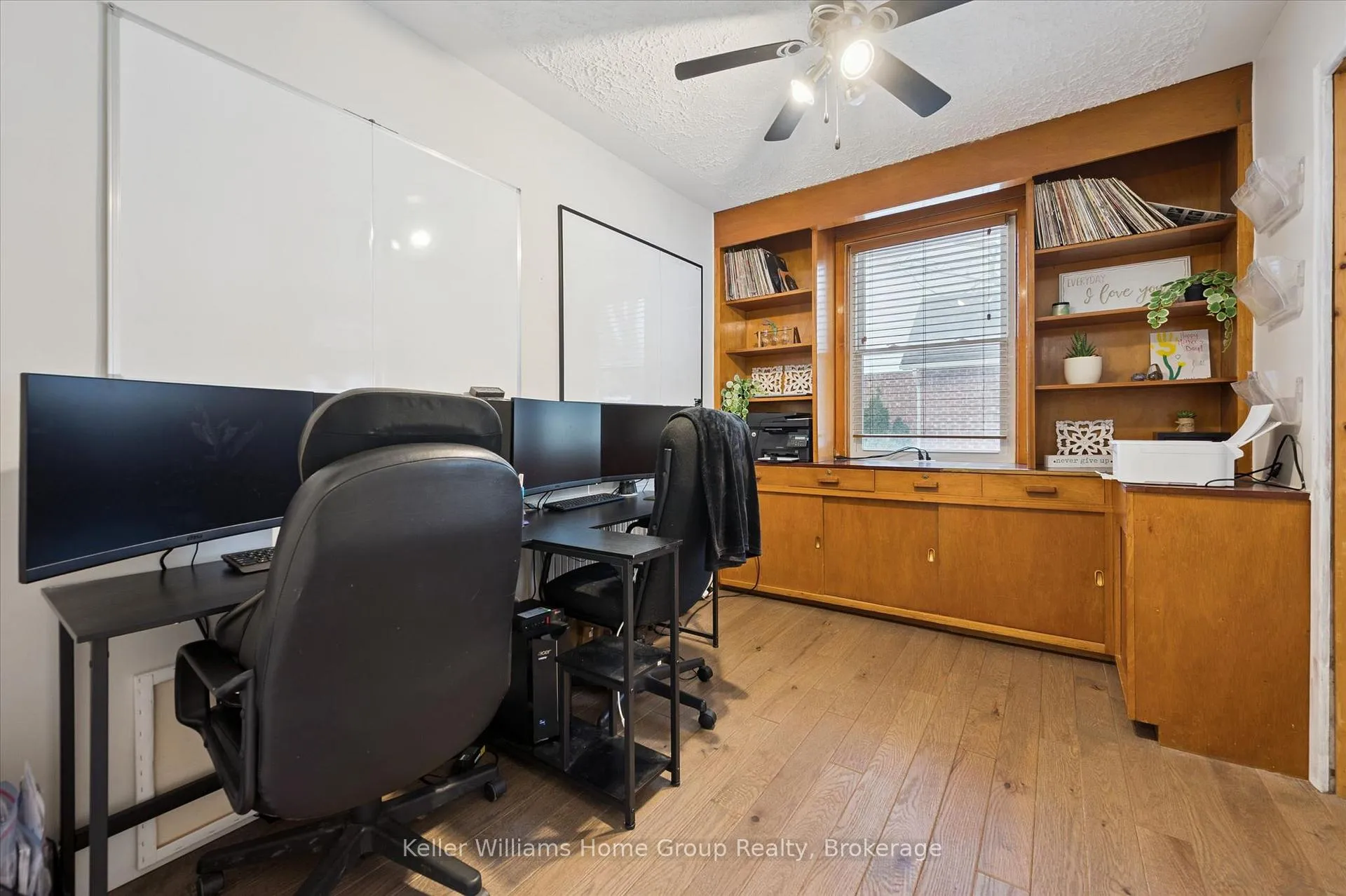 Photo 15 of 195 Forfar Street W, Centre Wellington, Fergus — HOMEH
