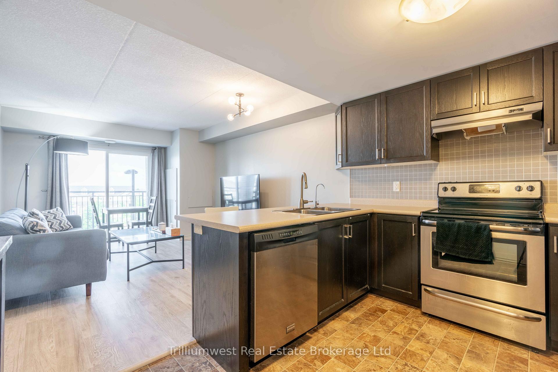Front of Unit 311, 67 Kingsbury Square