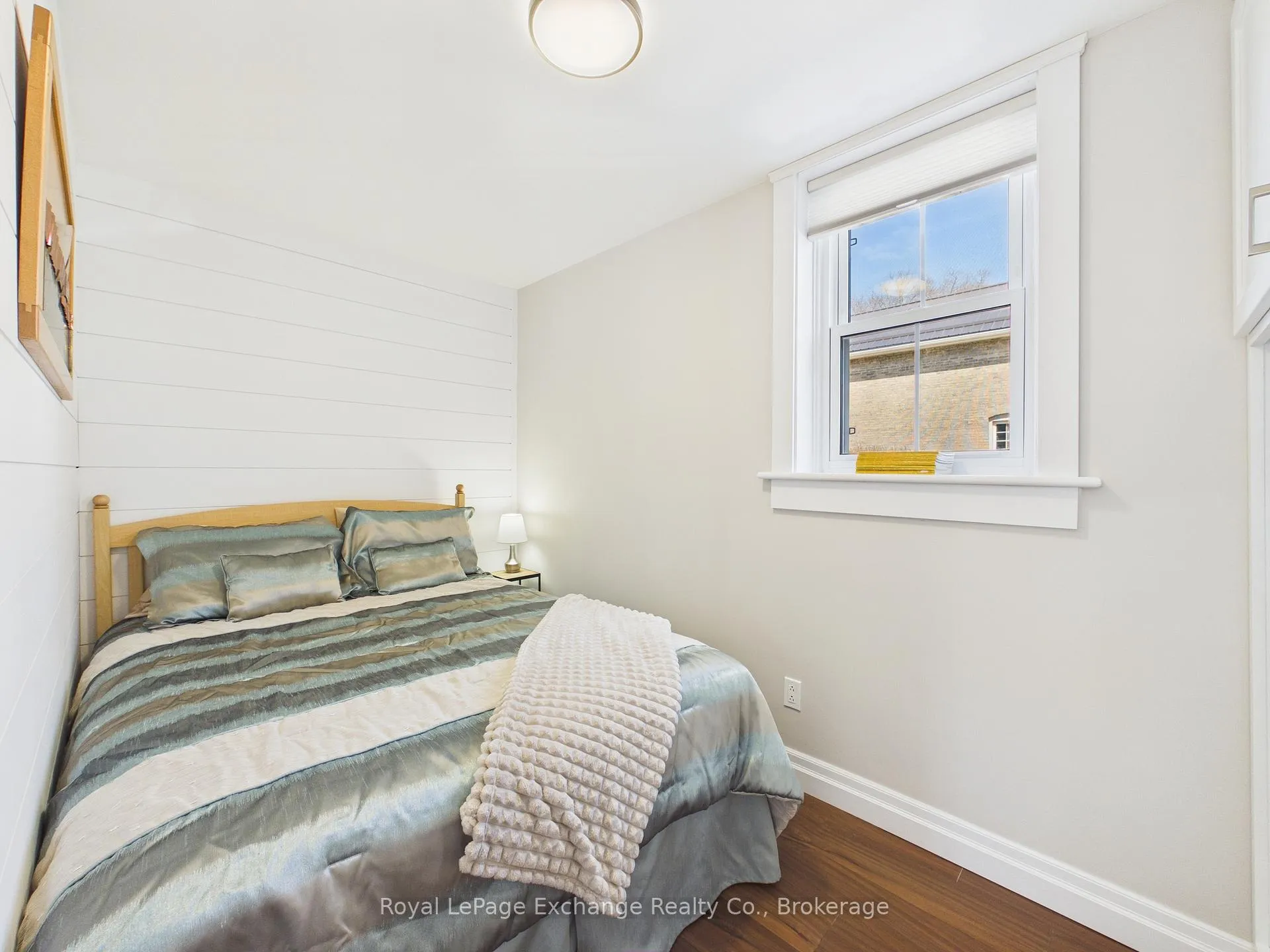 Photo 7 of Unit 2, 953 Queen Street, Kincardine — HOMEH