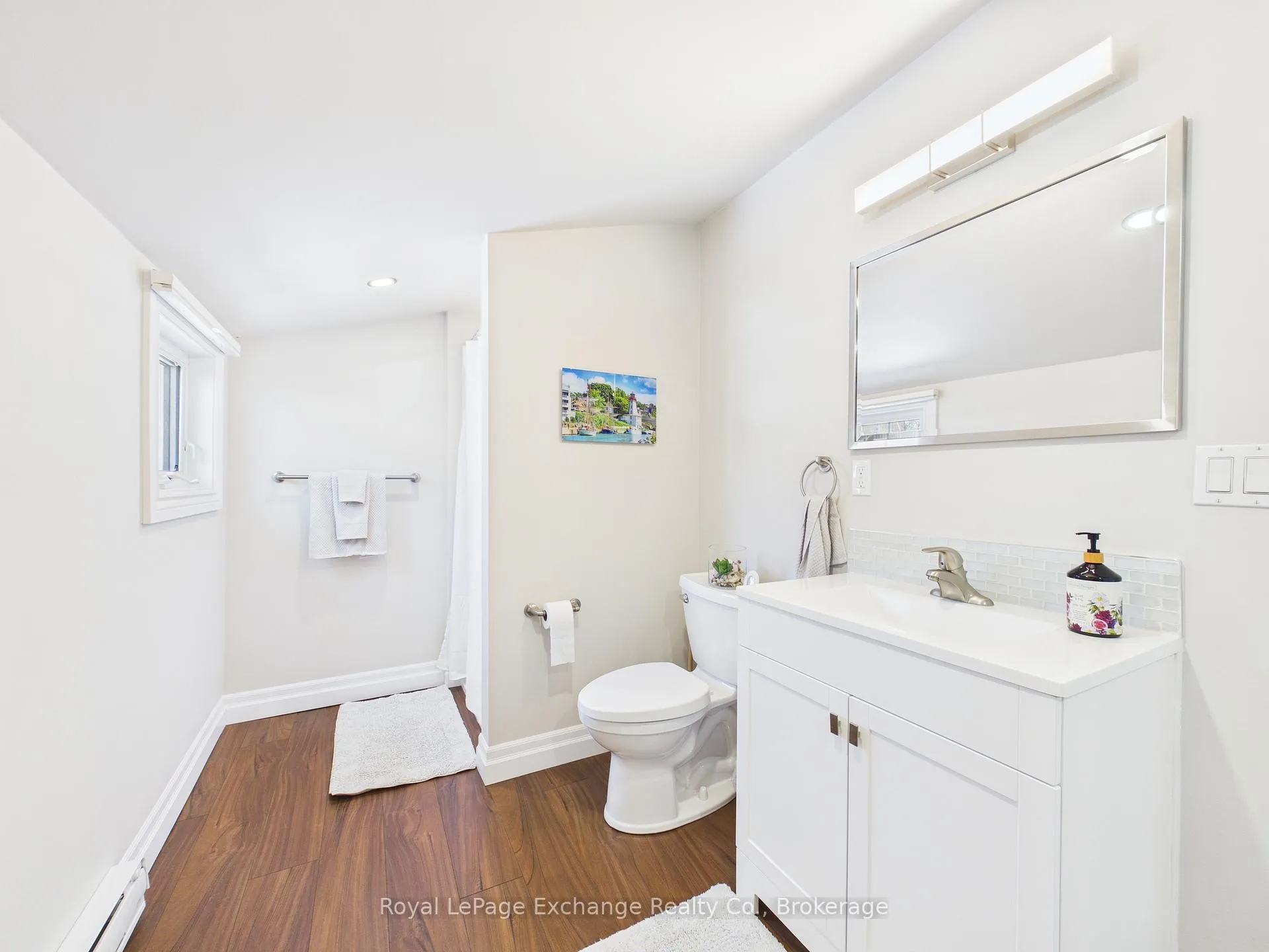 Photo 8 of Unit 2, 953 Queen Street, Kincardine — HOMEH