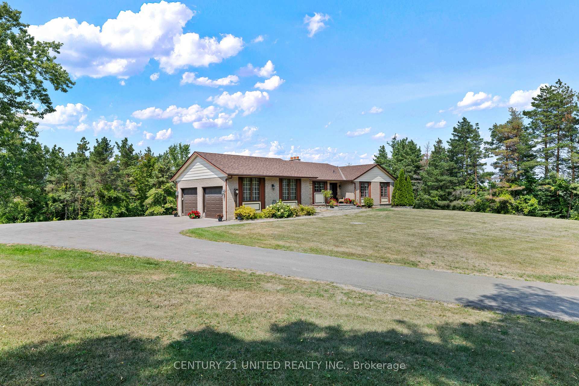 Photo 2 of 612 Fallis 6th Line, Cavan Monaghan, Cavan Twp — HOMEH
