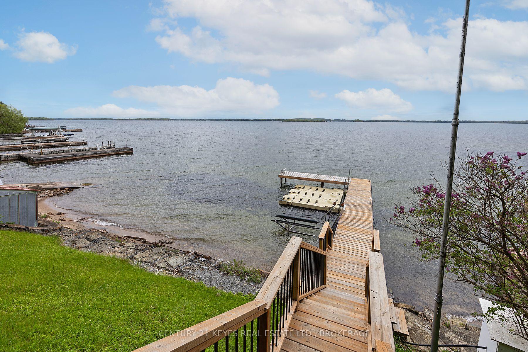 Photo 8 of 38 Dark Island Lane, Gananoque — HOMEH