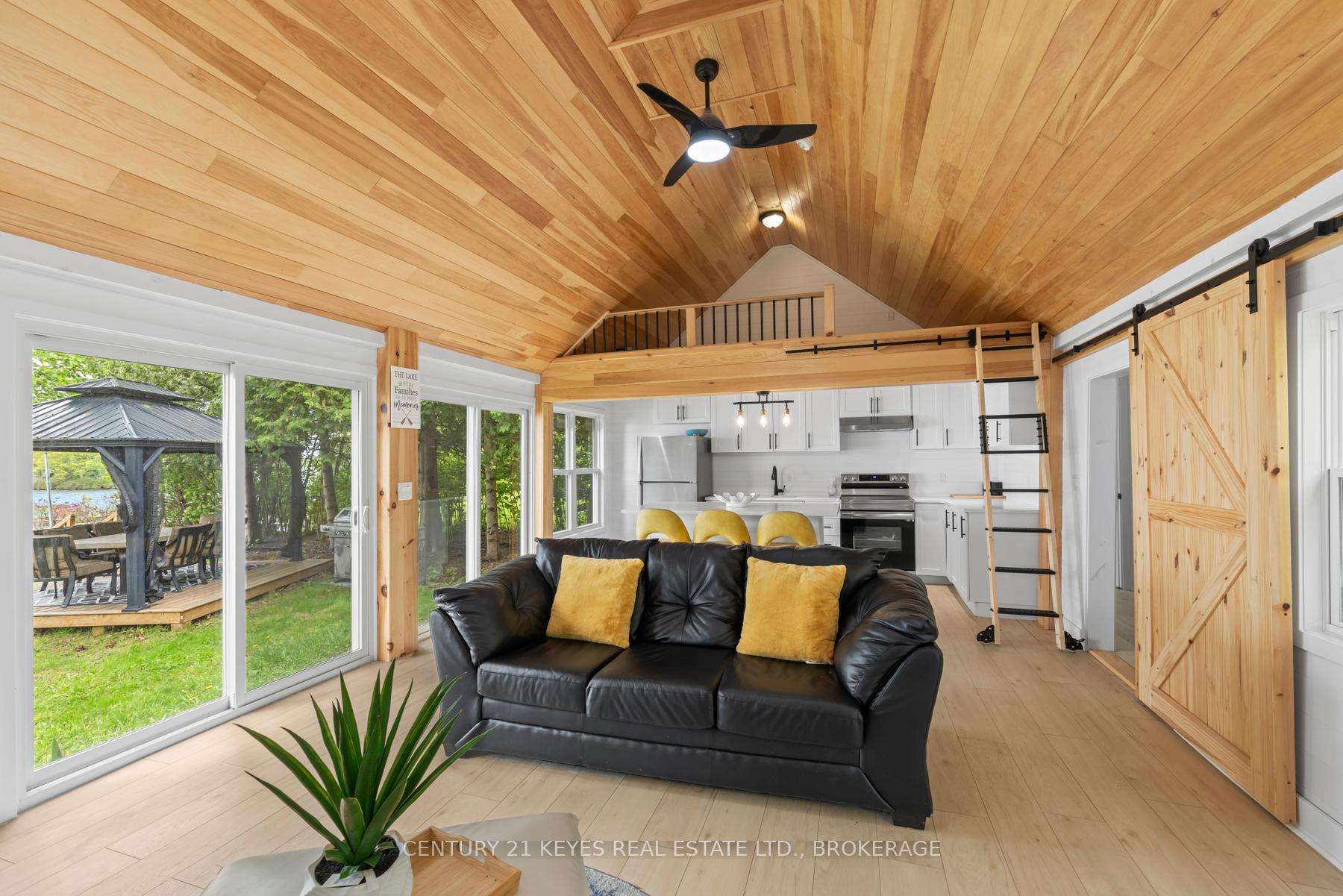 Photo 16 of 38 Dark Island Lane, Gananoque — HOMEH