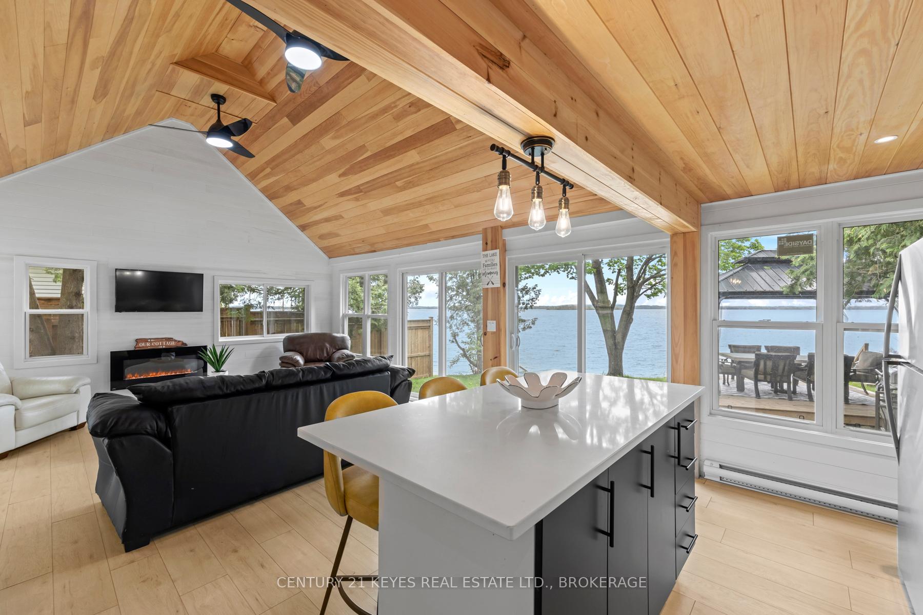 Photo 23 of 38 Dark Island Lane, Gananoque — HOMEH