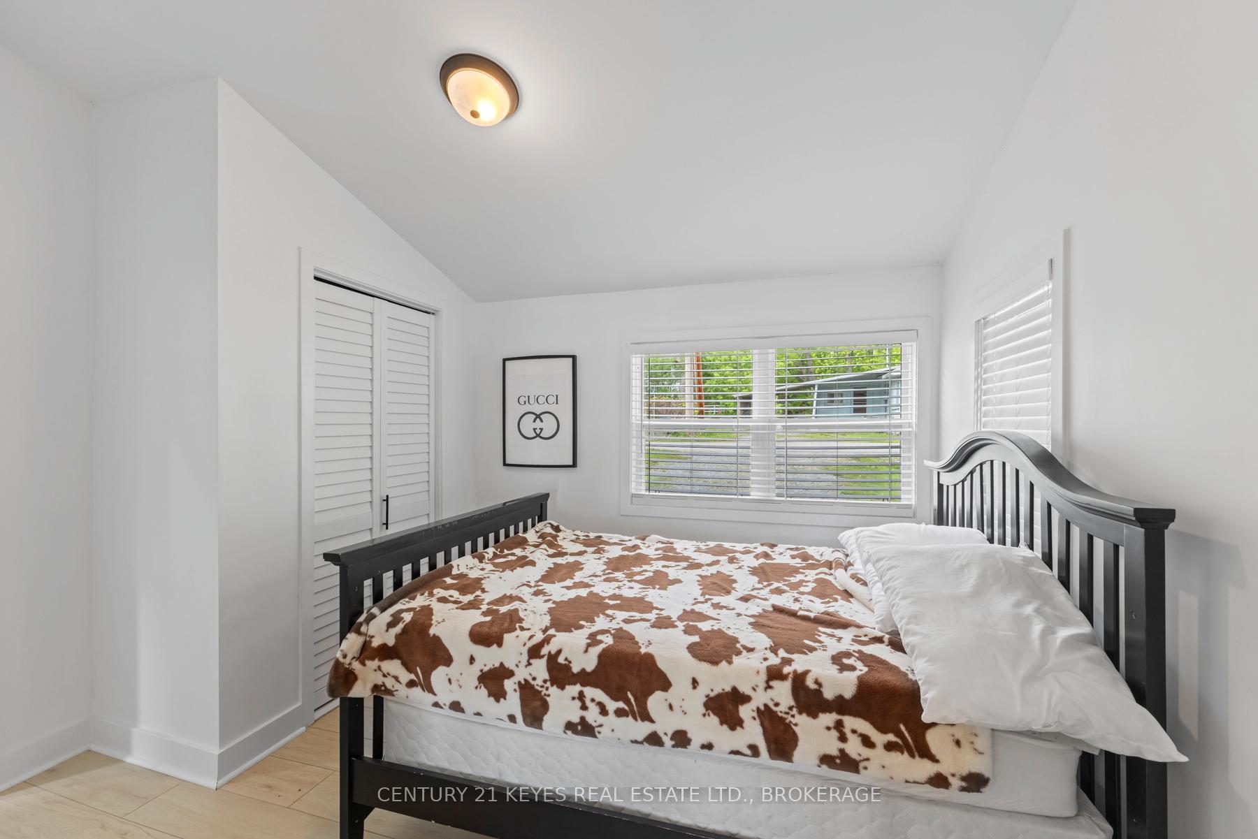 Photo 25 of 38 Dark Island Lane, Gananoque — HOMEH