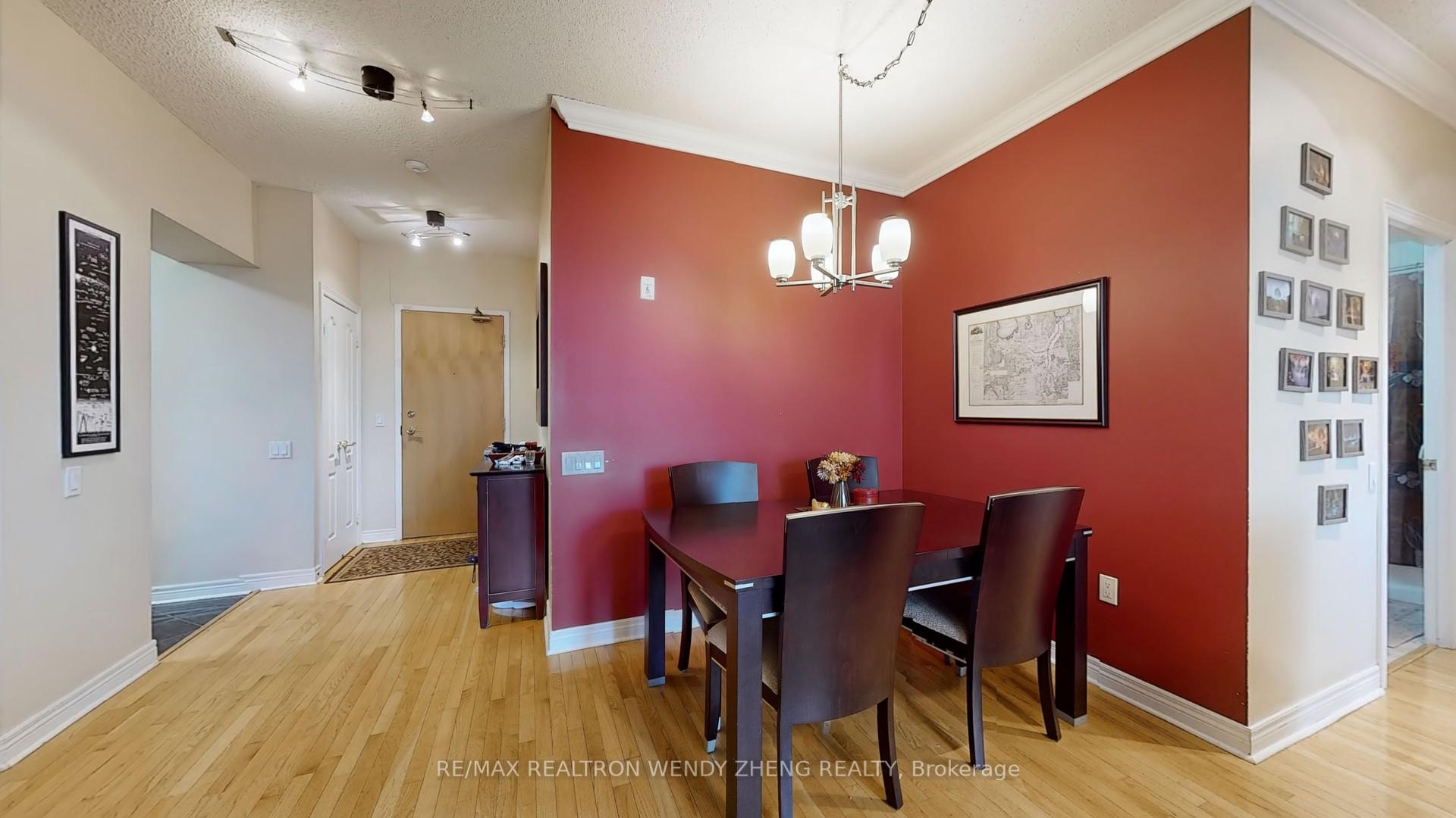 Photo 4 of Unit 312, 2 Edith Drive, Toronto, Yonge-Eglinton — HOMEH