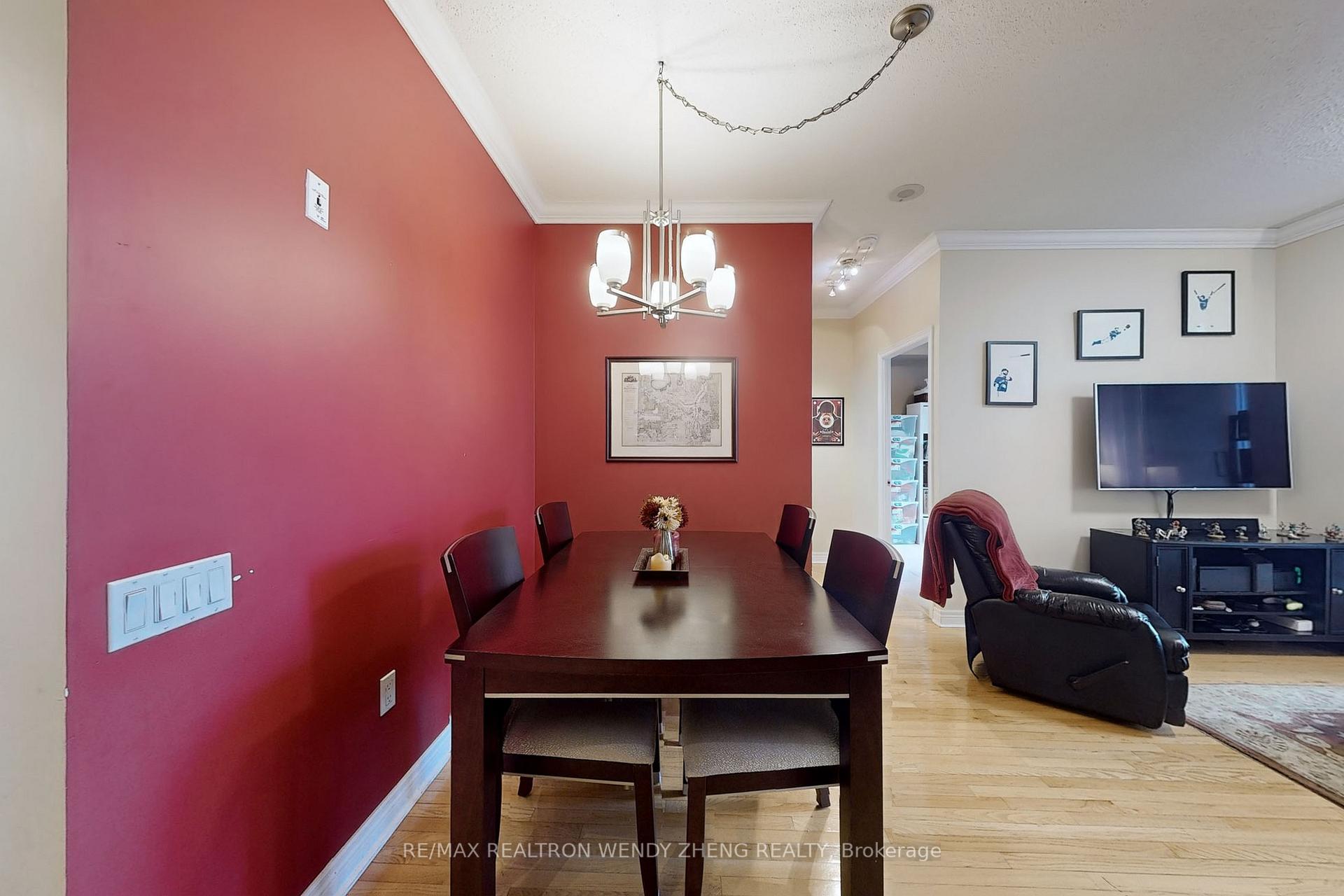 Photo 5 of Unit 312, 2 Edith Drive, Toronto, Yonge-Eglinton — HOMEH