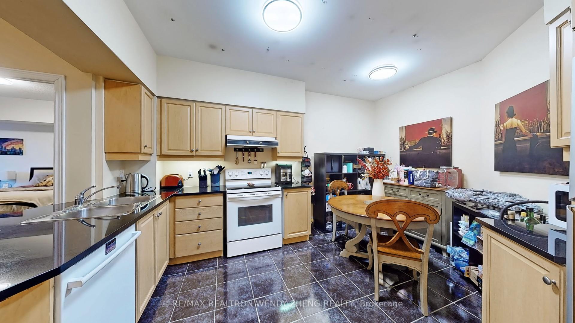 Photo 12 of Unit 312, 2 Edith Drive, Toronto, Yonge-Eglinton — HOMEH