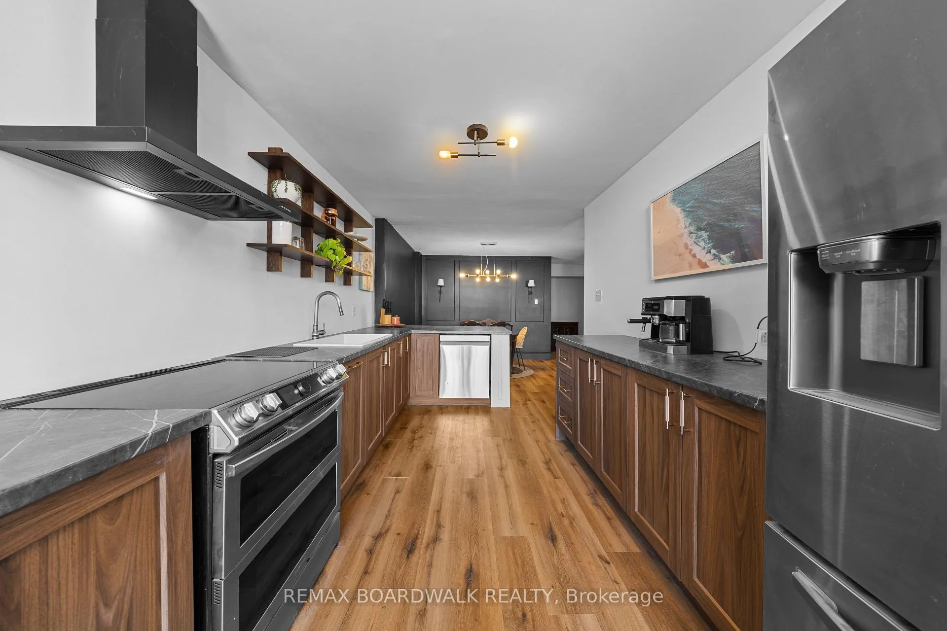 Photo 11 of 567 Latour Crescent, Ottawa, Fallingbrook/Gardenway South — HOMEH