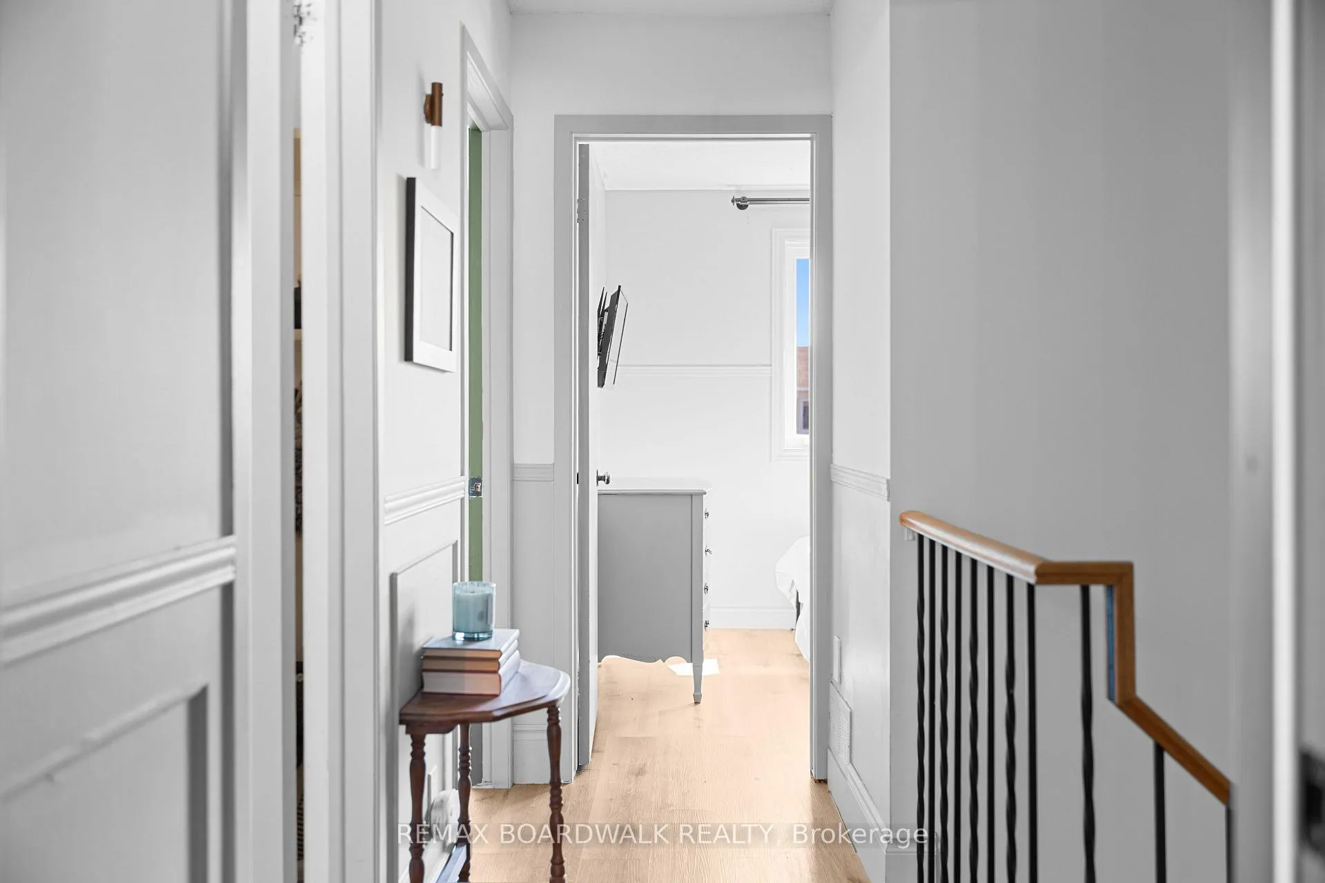 Photo 20 of 567 Latour Crescent, Ottawa, Fallingbrook/Gardenway South — HOMEH