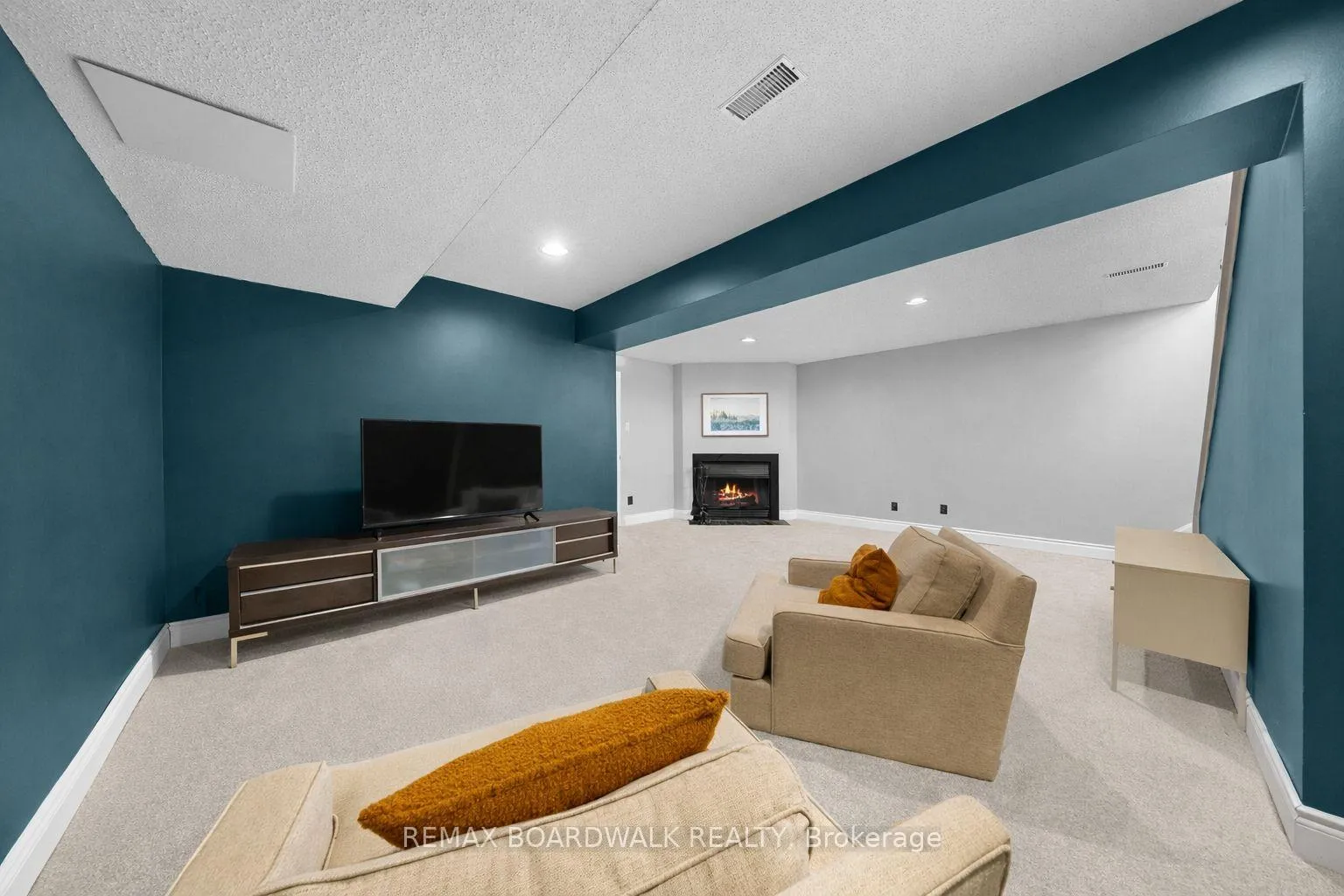 Photo 33 of 567 Latour Crescent, Ottawa, Fallingbrook/Gardenway South — HOMEH