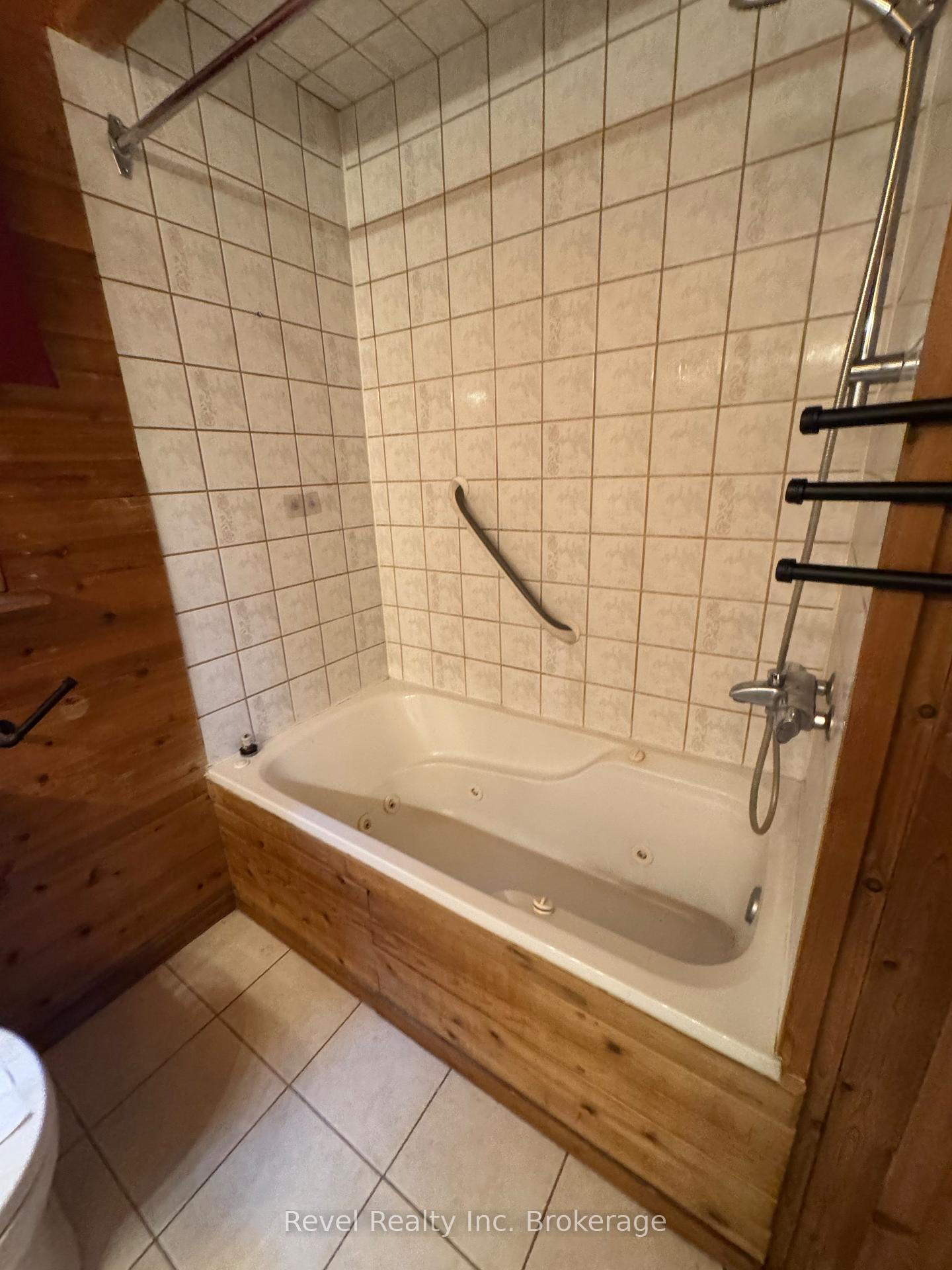 Photo 16 of 1670 Forest Lake Road, Joly — HOMEH
